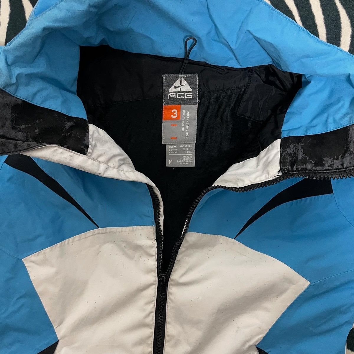 Nike ACG Vintage Jacket Nike Acg women size M Size M / US 6-8 / IT 42-44 - 3 Thumbnail
