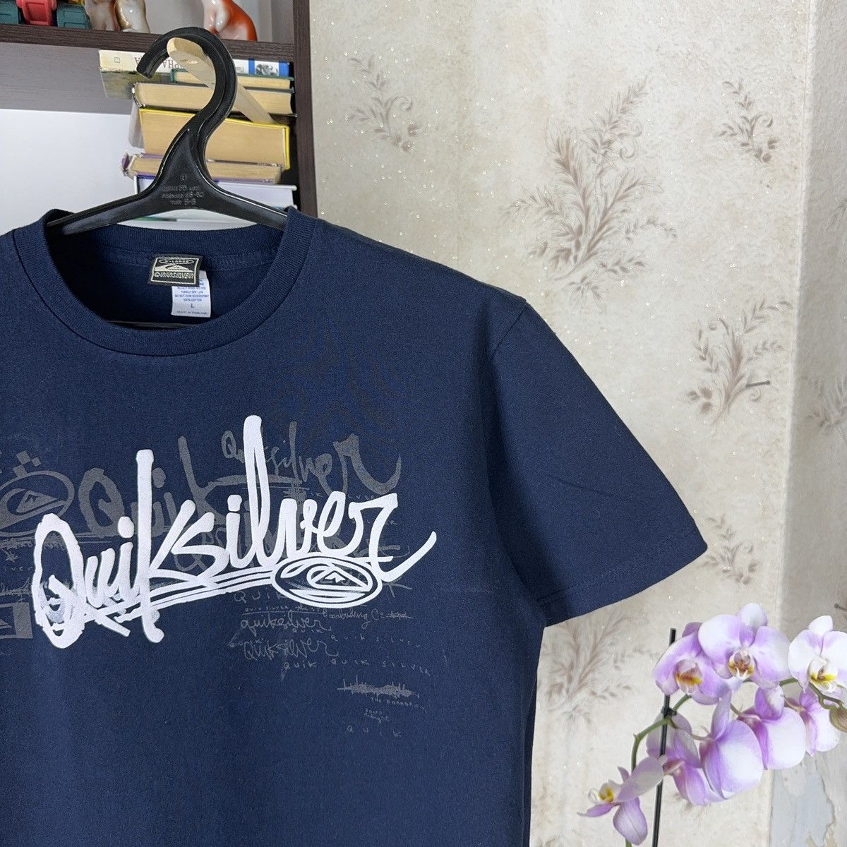 Quiksilver × Vintage Vintage Quiksilver T shirt Surfing Blue Centre Logo L Size US M / EU 48-50 / 2 - 7 Thumbnail