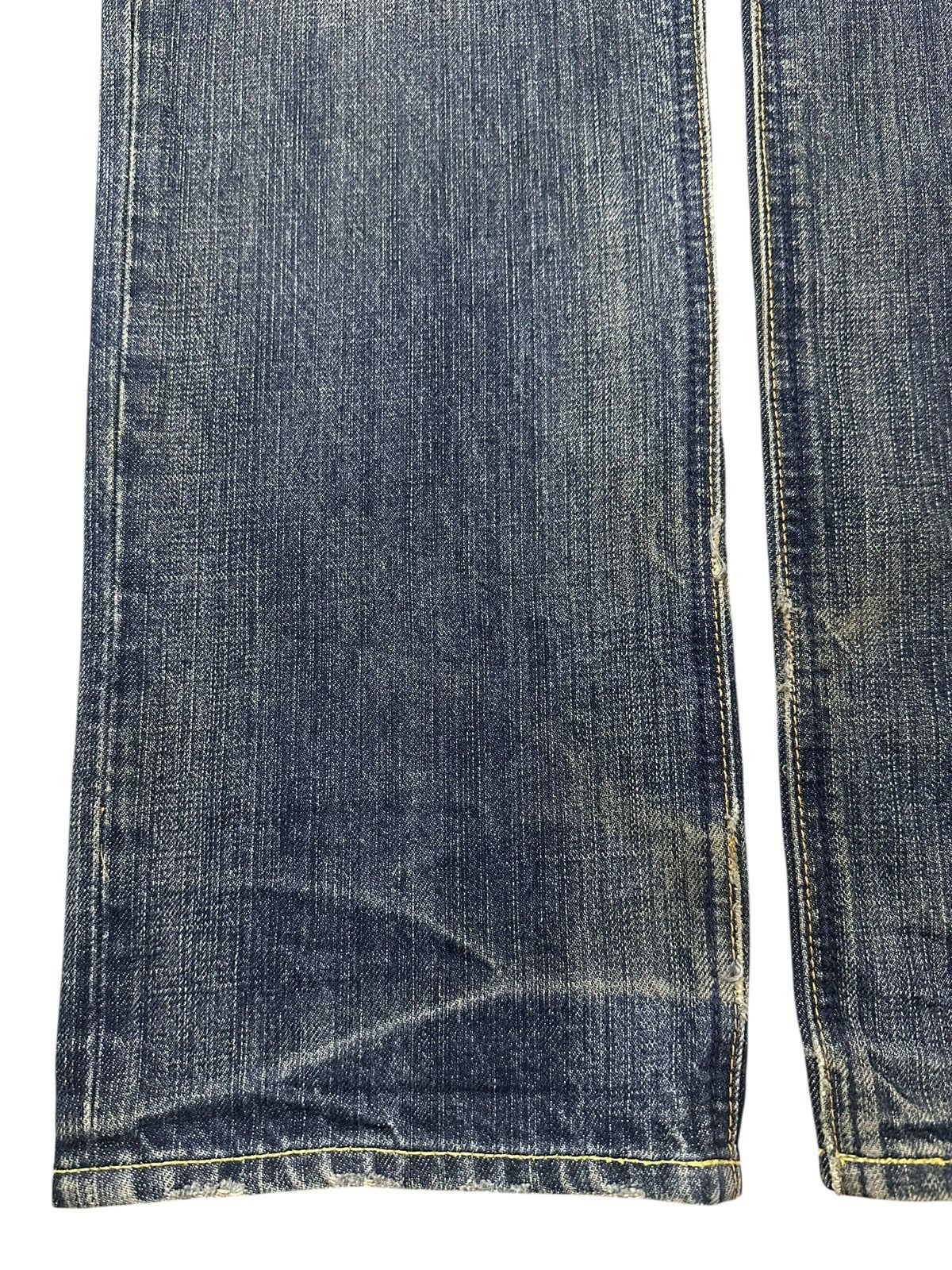 Japanese Brand Vintage Japanese Brand Blue Faded Wash Style Loose Jeans Size US 32 / EU 48 - 7 Thumbnail