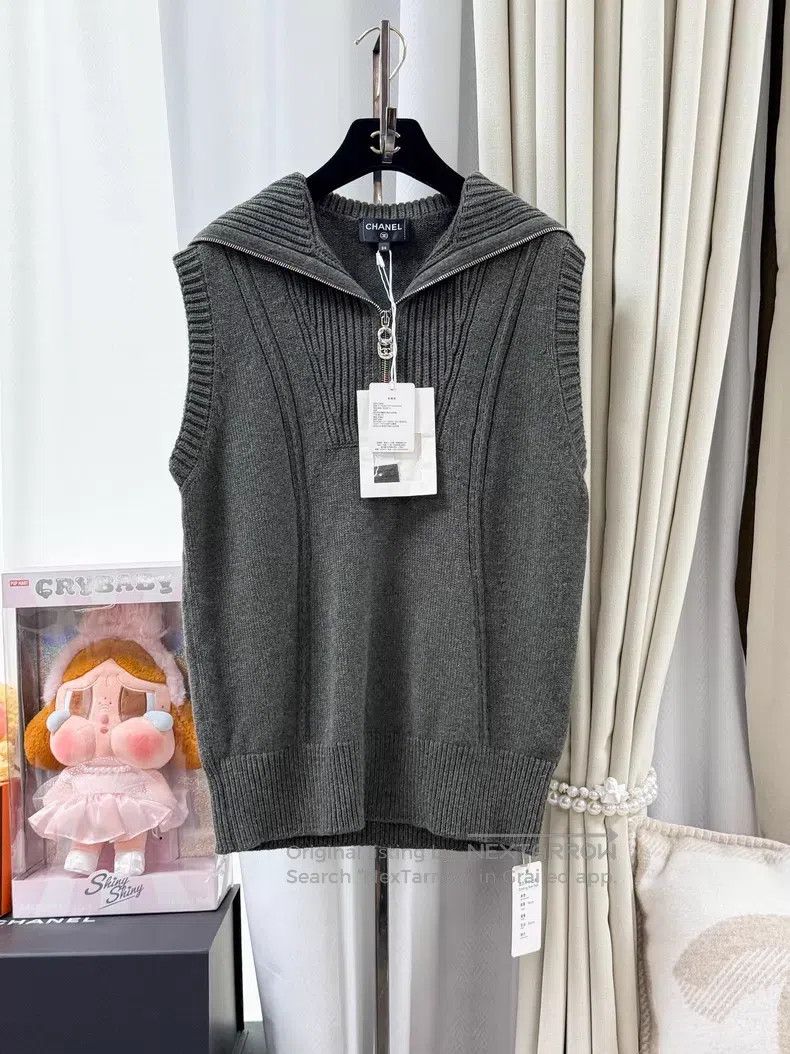 Chanel Chanel Lapel zipper cashmere knitted vest Size XXS / US 00 / IT 34 - 1 Thumbnail