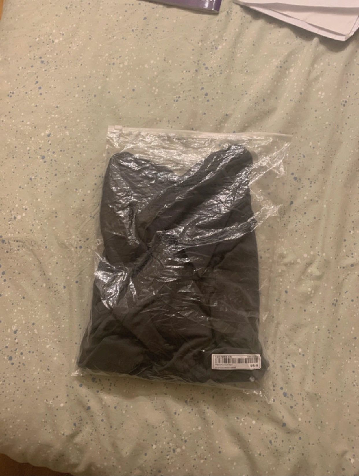 Shein Black T-shirt Size US M / EU 48-50 / 2 - 7 Thumbnail