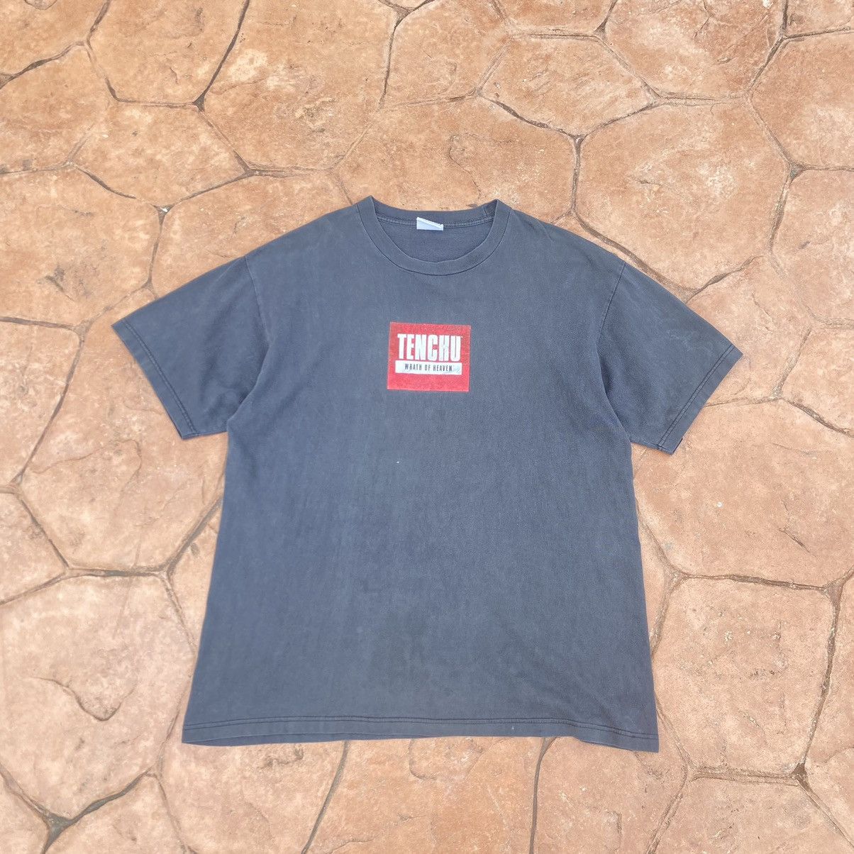 Thrashed Faded Vintage Y2K Tenchu Wrath Of Heaven Game Tee