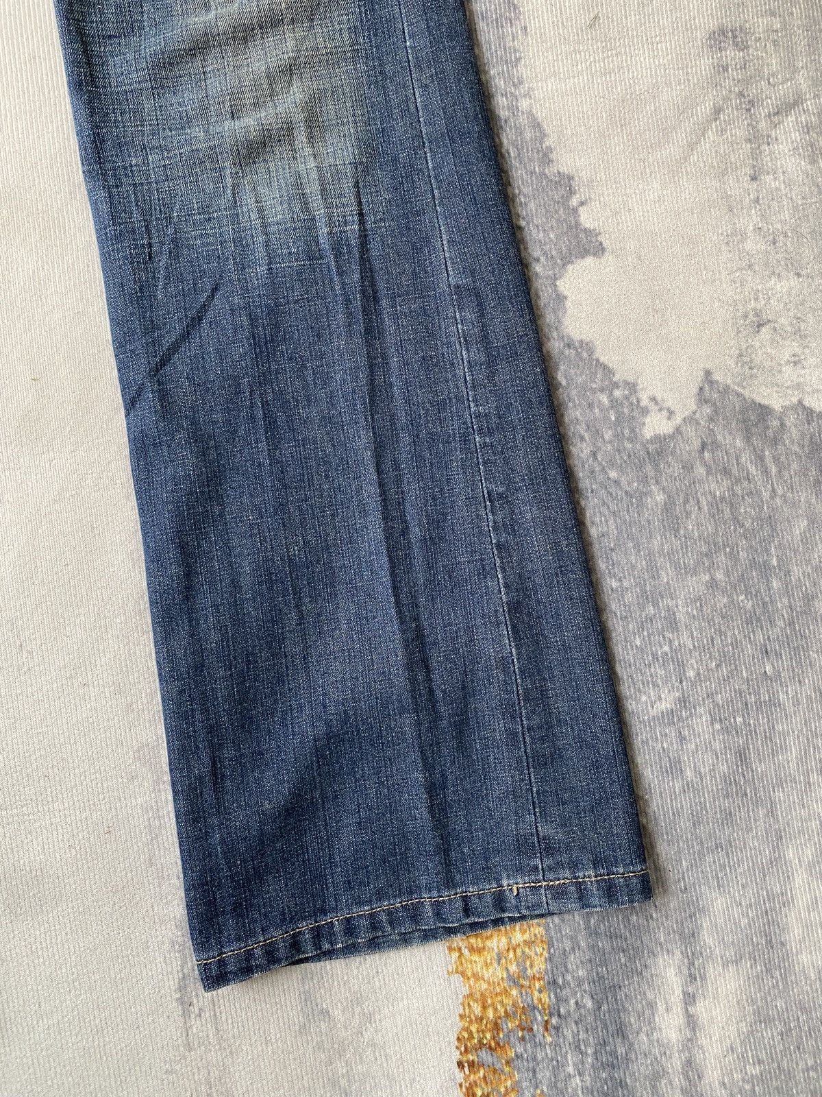 Diesel Vintage Diesel Low Rise Flare Blue Faded Denim Size US 28 / EU 44 - 6 Thumbnail