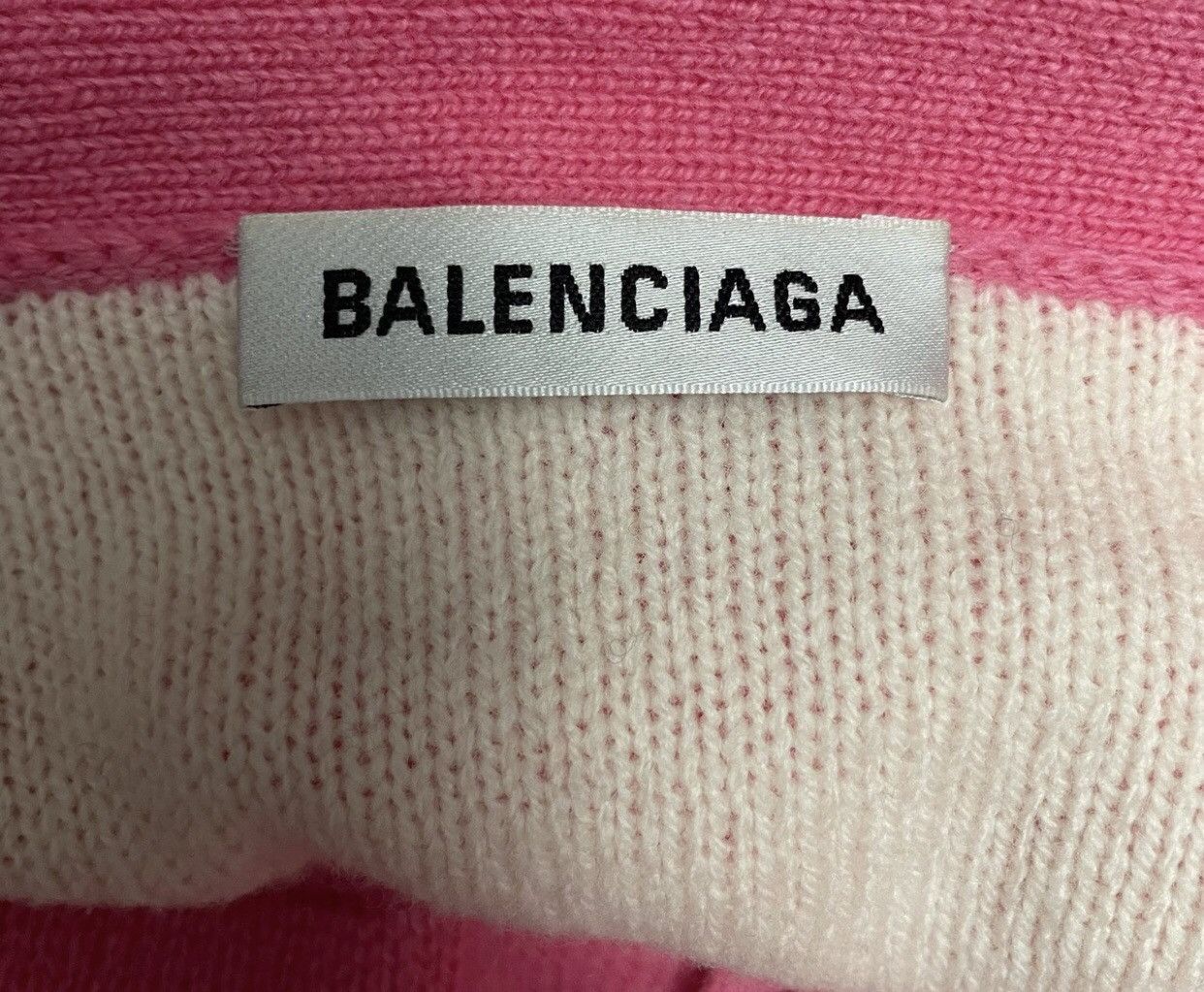 Balenciaga Balenciaga pink bullet screen knitted cardigan shirt Size US S / EU 44-46 / 1 - 6 Thumbnail