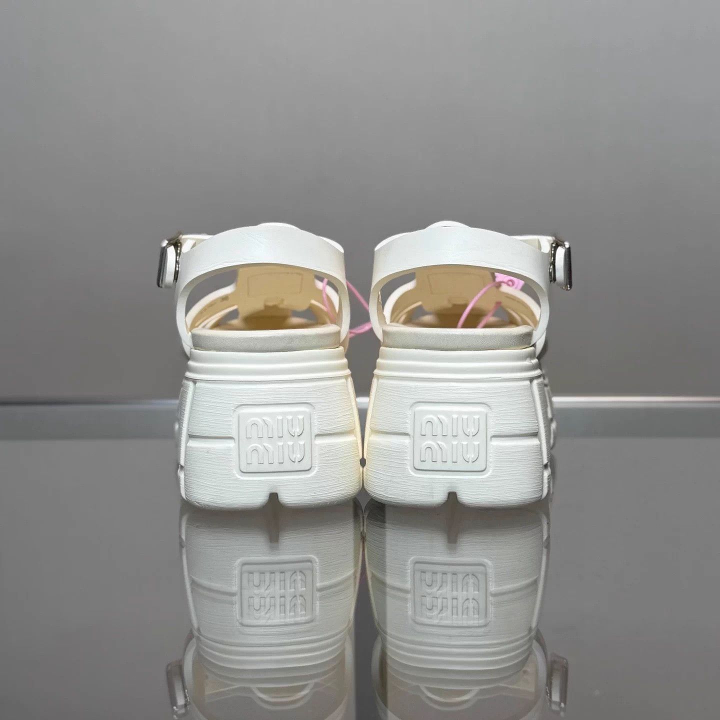Miu Miu MIU MIU beige thick sole Roman sandals 36 99 DM1641 Size US 5.5 / IT 35.5 - 4 Thumbnail