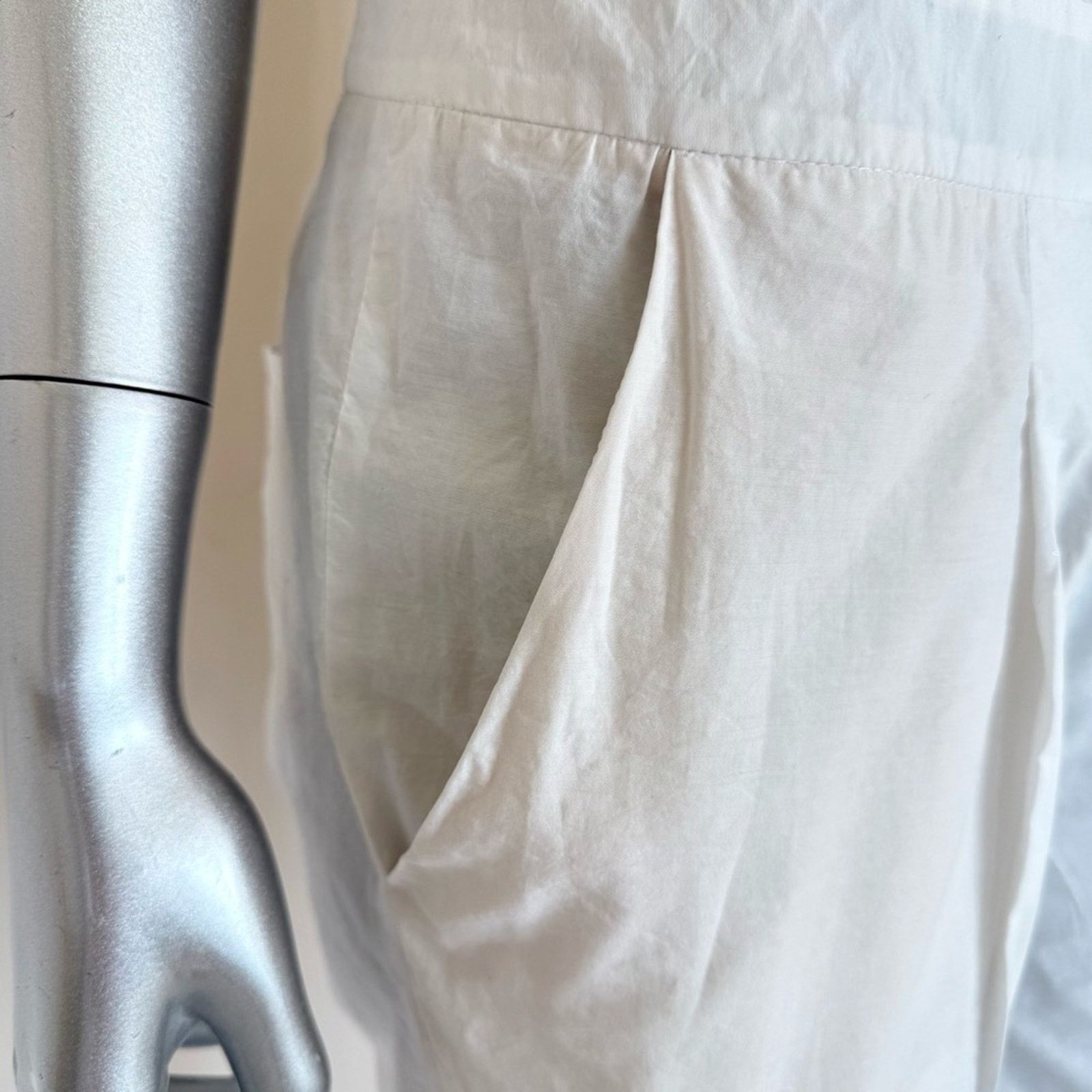 Brunello Cucinelli Brunello Cucinelli women romper size M Authentic Retail 850$ Size 28" / US 6 / IT 42 - 4 Thumbnail