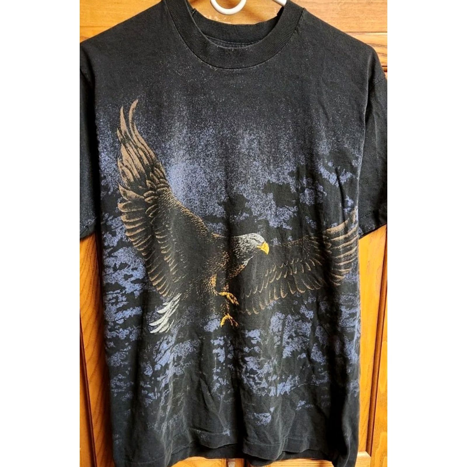 Fruit Of The Loom VINTAGE 1994 Eagle T Shirt Mens M Fruit of The Loom USA Flying AOP Graphic 90s Native Wild Life Black Cotton Logo Short Sleeve Crew Neck Mens Size US M / EU 48-50 / 2 - 4 Thumbnail
