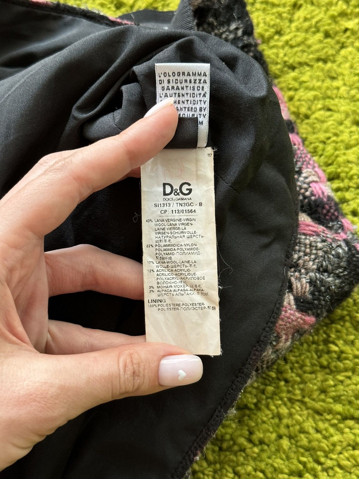 Designer × Dolce & Gabbana Dolce & Gabbana D&G iconic wool blend tweed skirt Size 28" / US 6 / IT 42 - 7 Thumbnail
