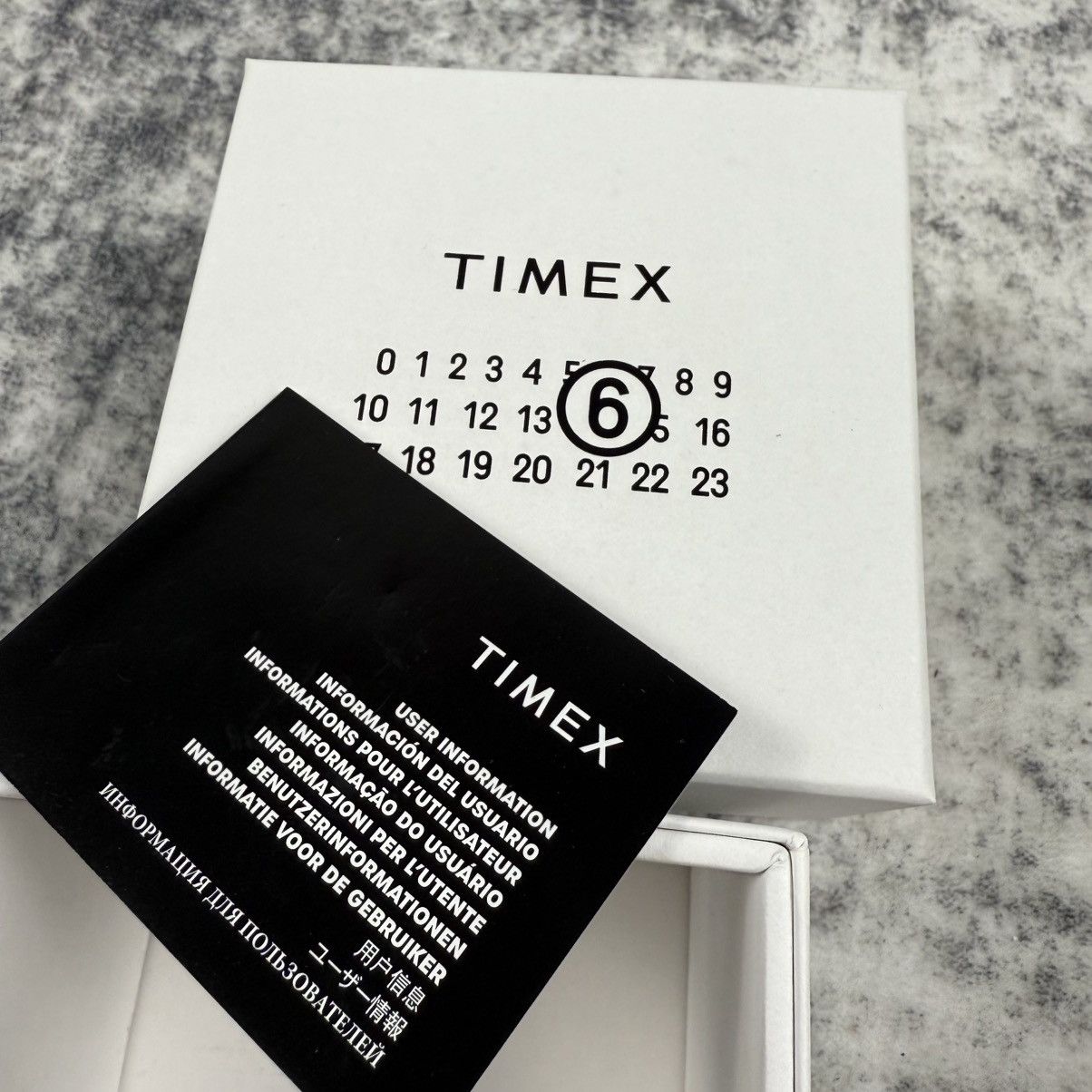 Maison Margiela × Timex MM6 Maison Margiela x Timex Gold Digital Watch Set Size ONE SIZE - 9 Thumbnail