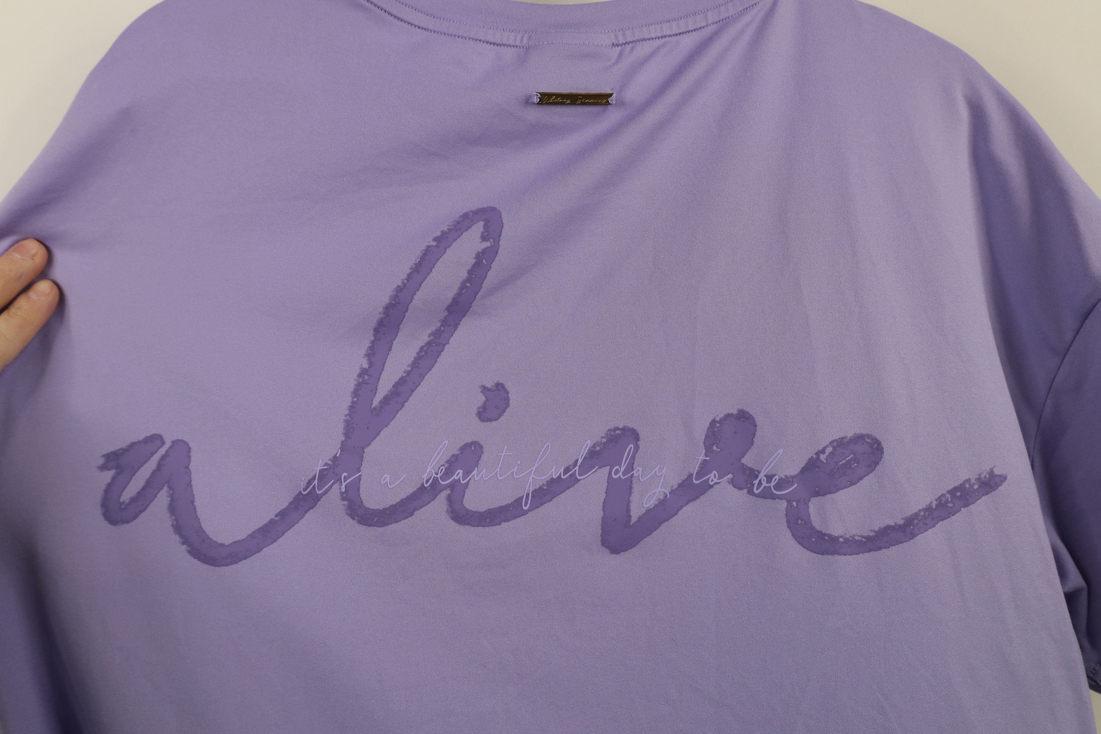 Gymshark × Vintage Gymshark x Whitney Simmons Day To Be Alive T-Shirt Size M / US 6-8 / IT 42-44 - 9 Thumbnail