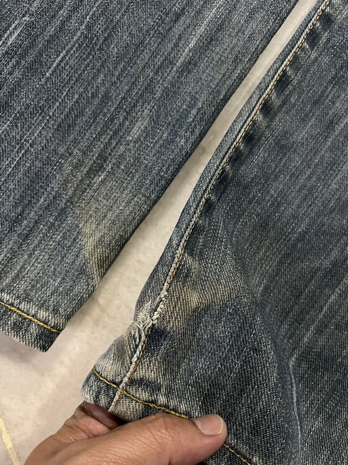 Edwin × If Six Was Nine × Le Grande Bleu (L.G.B.) VINTAGE EDWIN 504 R MUD WASH DISTRESS JEANS Size US 30 / EU 46 - 6 Thumbnail