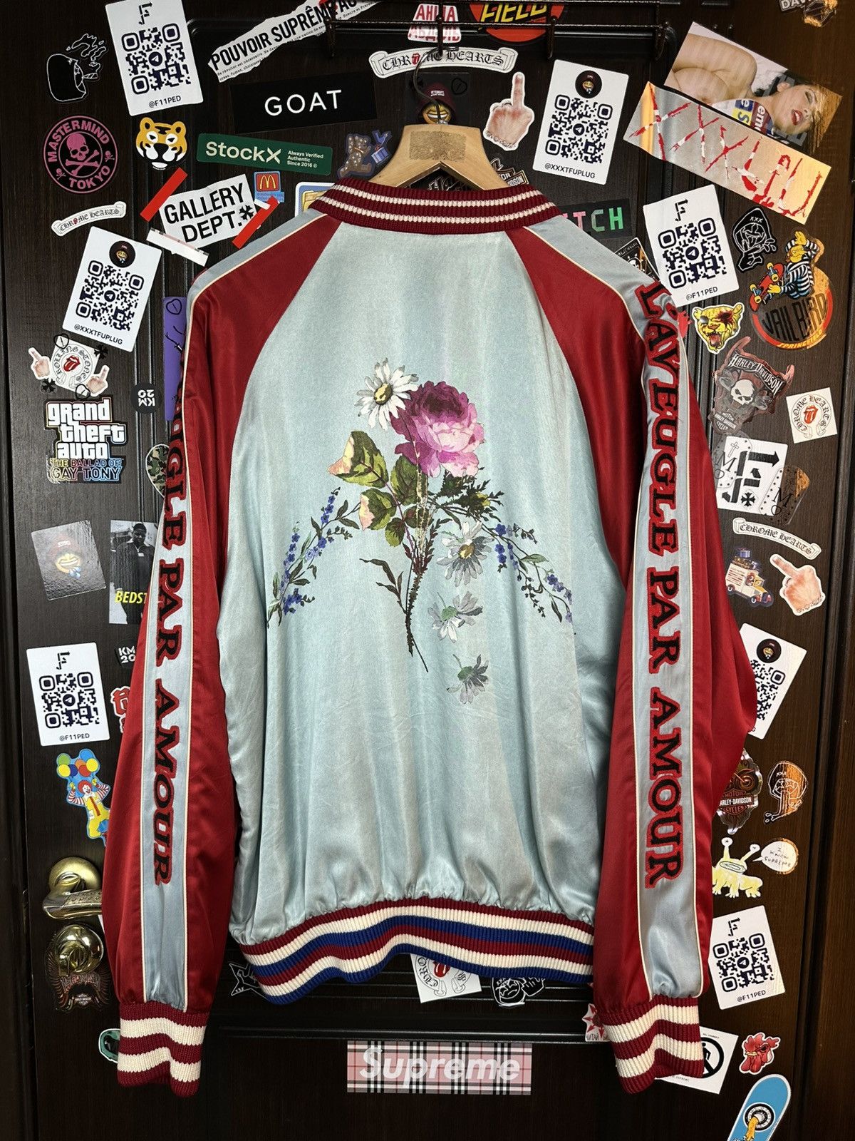 Gucci Gucci 2017 Amour illuminati Silk Bomber XXL Size US XL / EU 56 / 4 - 4 Thumbnail