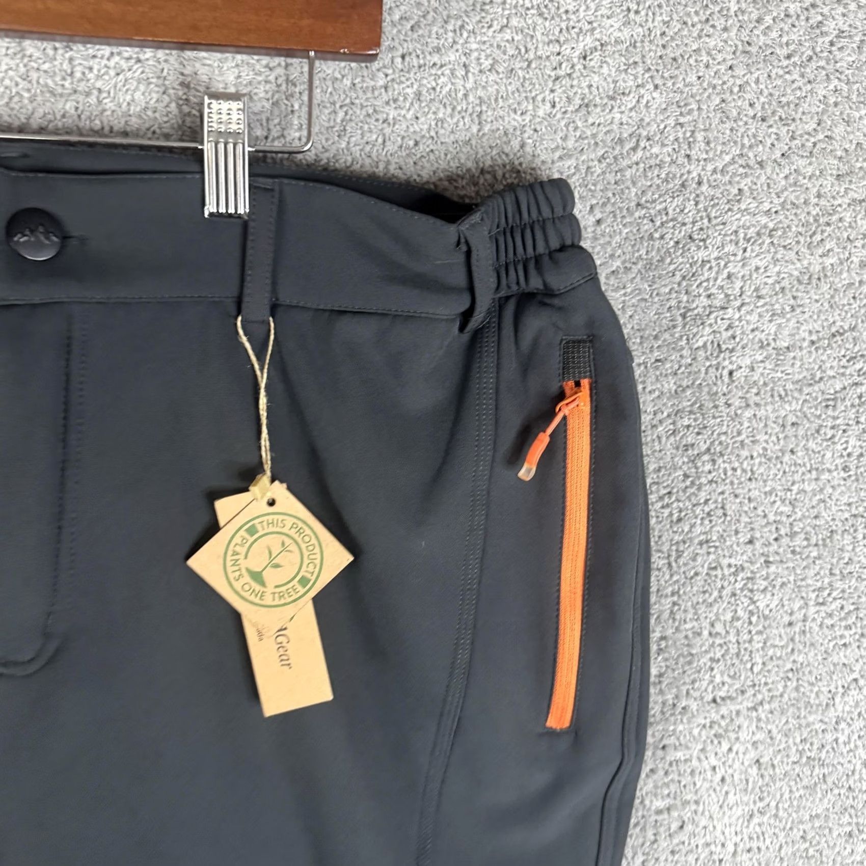 Vintage NorthboundGear Snow Pants Mens 42x30 Gray Softshell Hiking Skiing Winter Activewear Zip Pockets Size US 42 / EU 58 - 3 Thumbnail