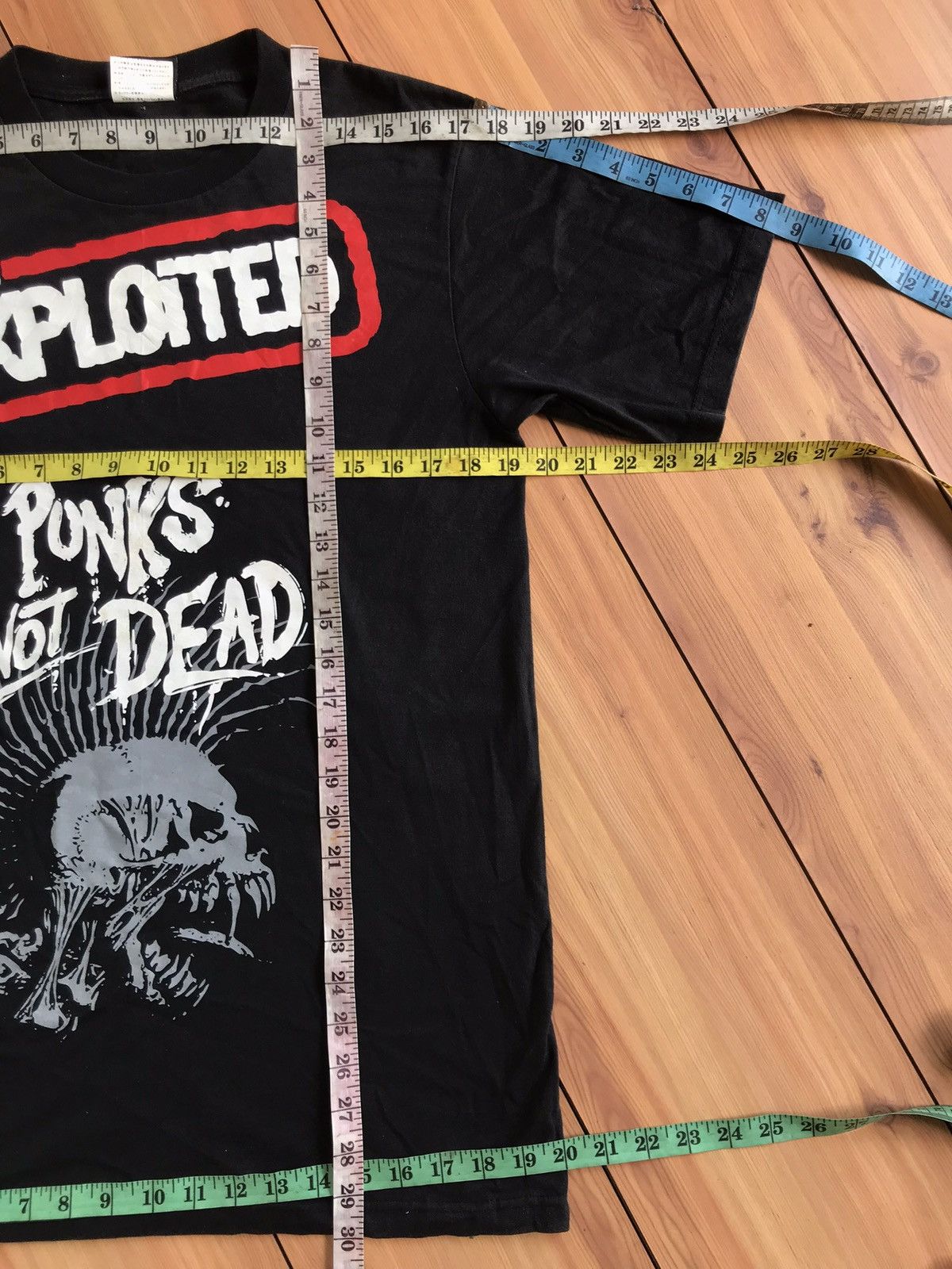 Band Tees THE EXPLOITED band T shirt Size US L / EU 52-54 / 3 - 6 Thumbnail
