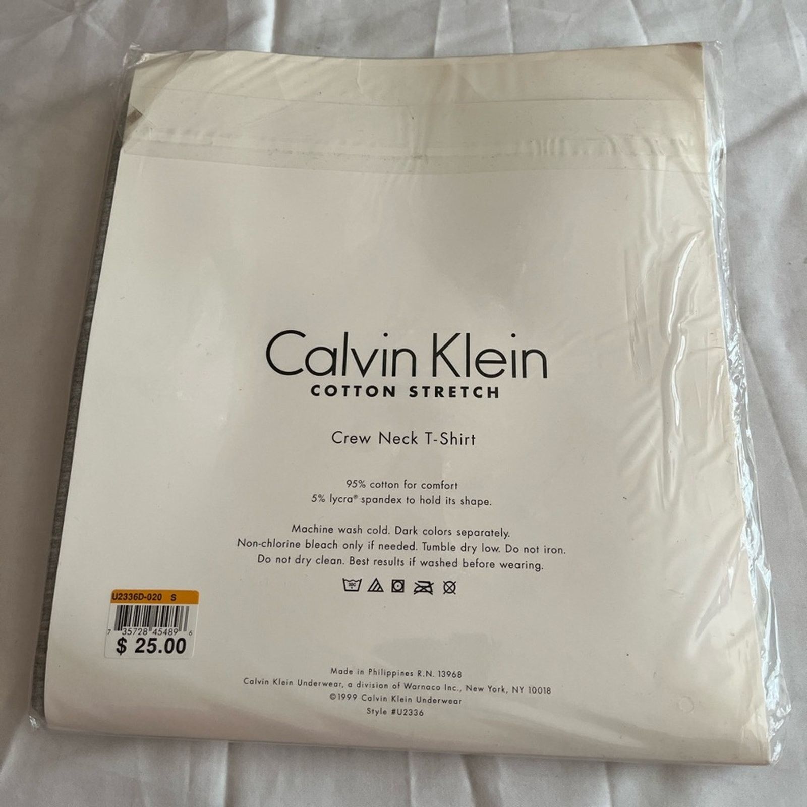 Calvin Klein Calvin Klein Shirt 1pc Stretch Gray Crew Neck Size S NWT Size US S / EU 44-46 / 1 - 2 Thumbnail