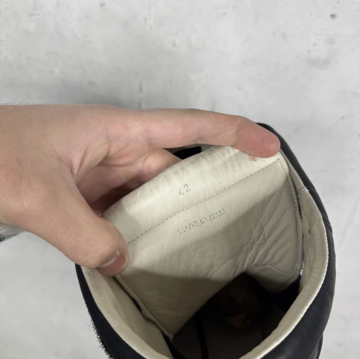 Maison Margiela Maison Margiela High Top Future Leather 42-43 Size US 9 / EU 42 - 12 Thumbnail