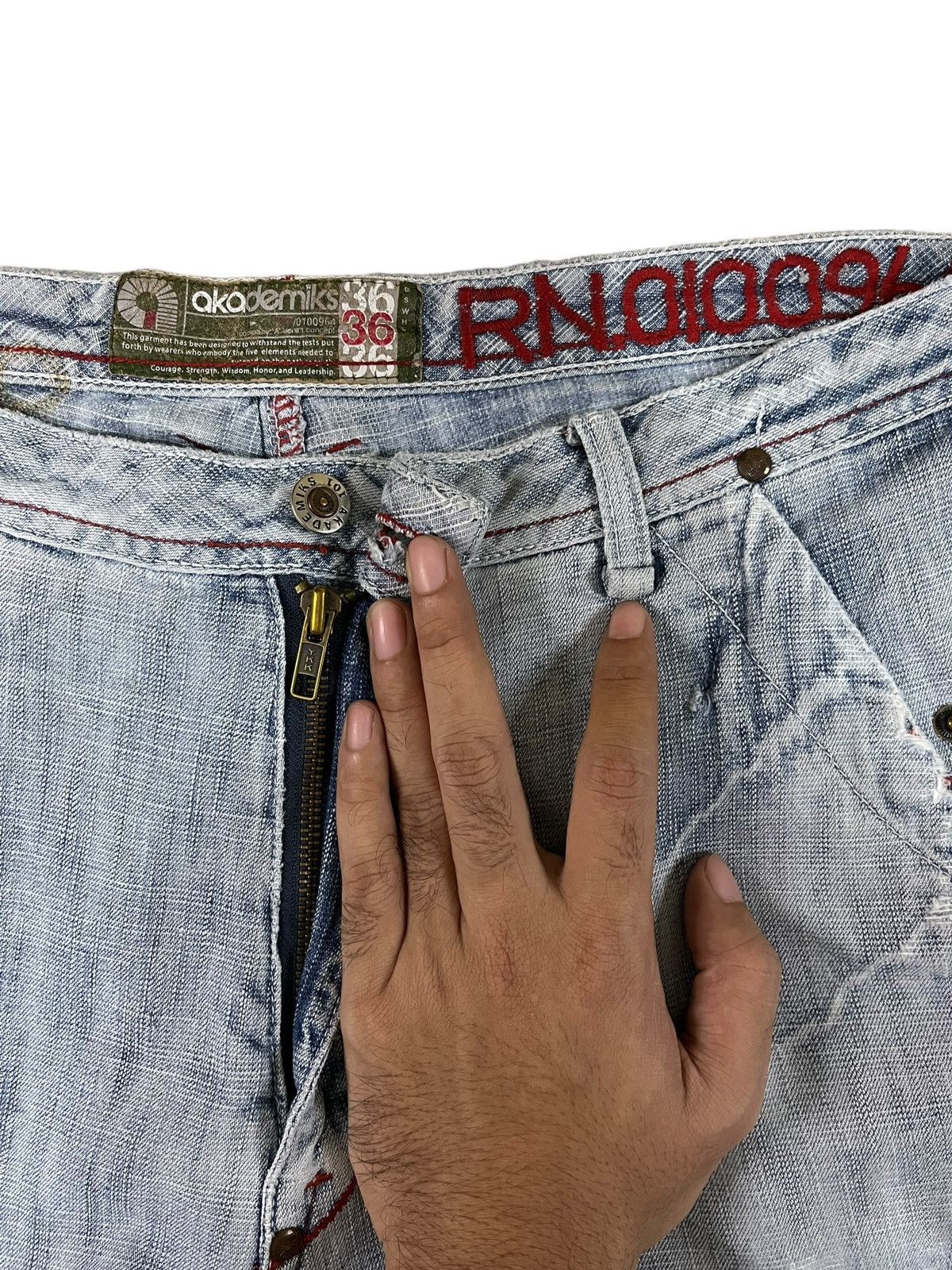 Akademiks Vintage Akademiks Acid Wash Style Distressed Baggy Jeans Size US 37 - 3 Thumbnail