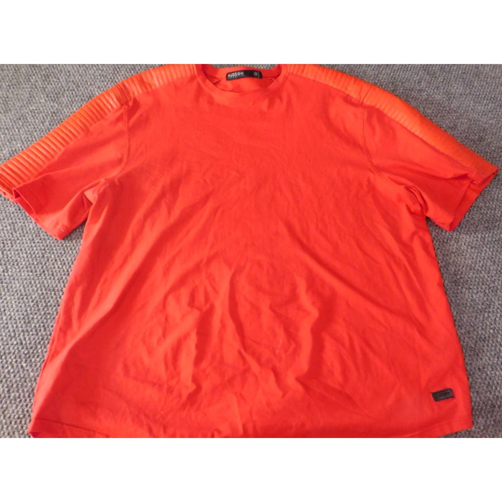 Hudson Hudson Mens T-Shirt 3XL Red Designer Crew Neck Short Sleeve Cotton Breathable Logo Classic Fit Regular Men Size US XXL / EU 58 / 5 - 2 Thumbnail