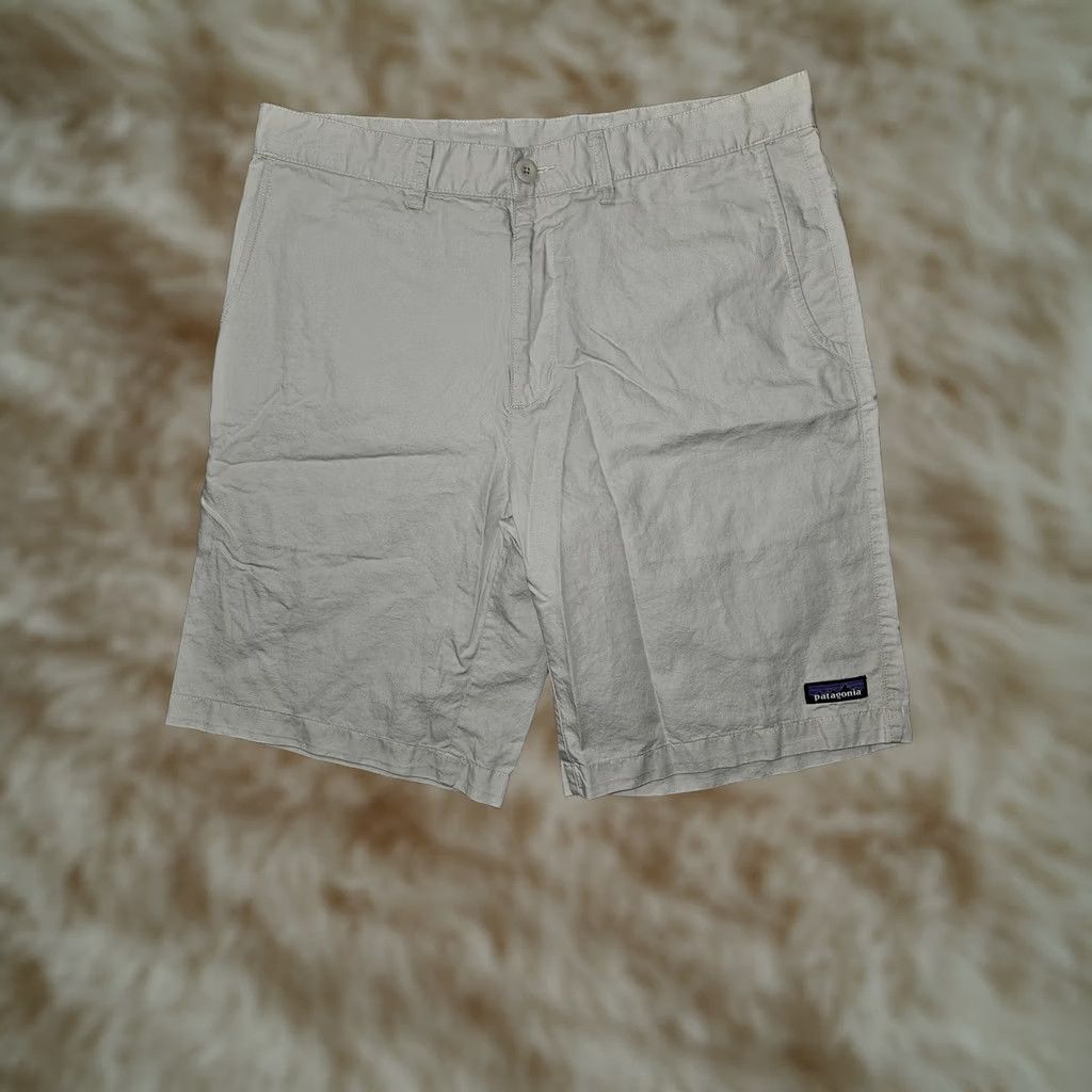 Patagonia Patagonia Shorts Mens 33 Beige Organic Cotton Hemp Chino Casual Pockets Size US 33 - 1 Thumbnail