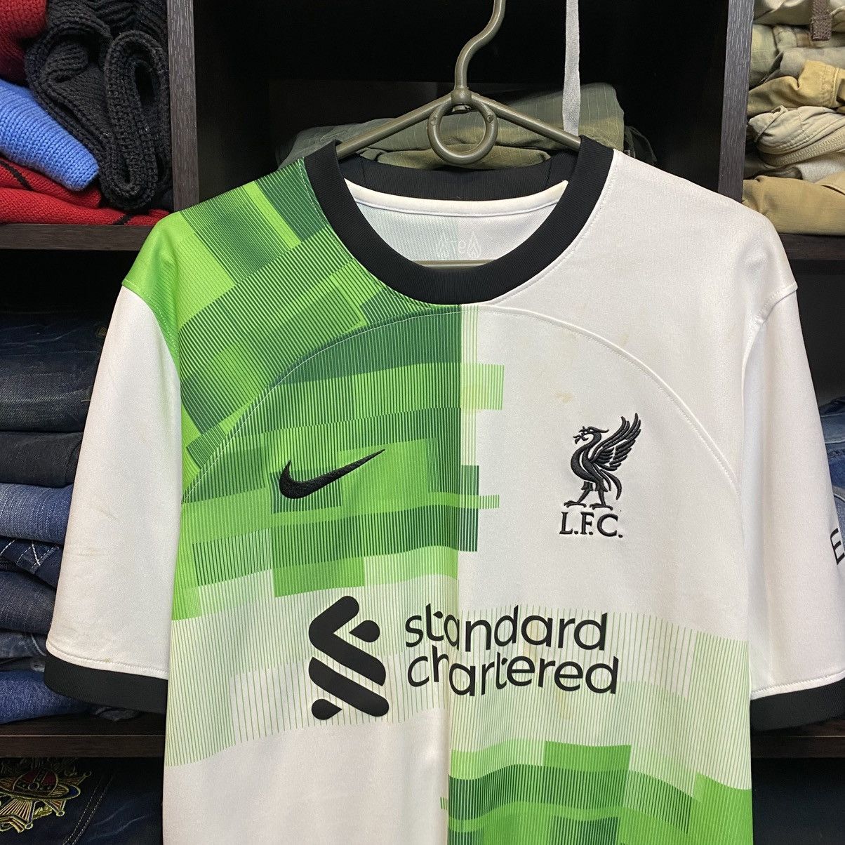 Nike Mens Nike FC Liverpool 2019 soccer jersey size M Size US M / EU 48-50 / 2 - 2 Thumbnail