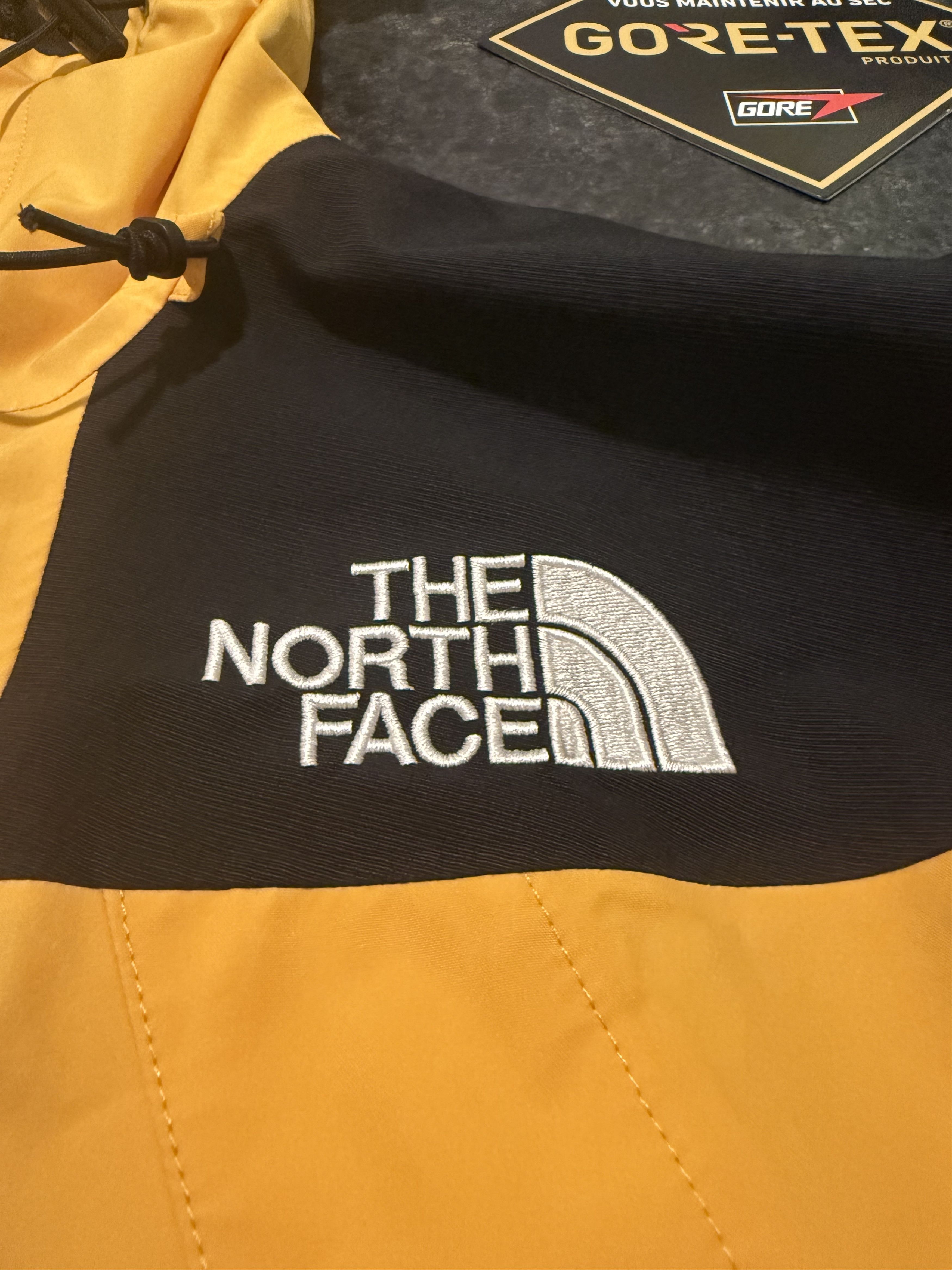 The North Face Mountain Jacket 1990 Gore-Tex - TNF Yellow Size US XS / EU 42 / 0 - 3 Thumbnail