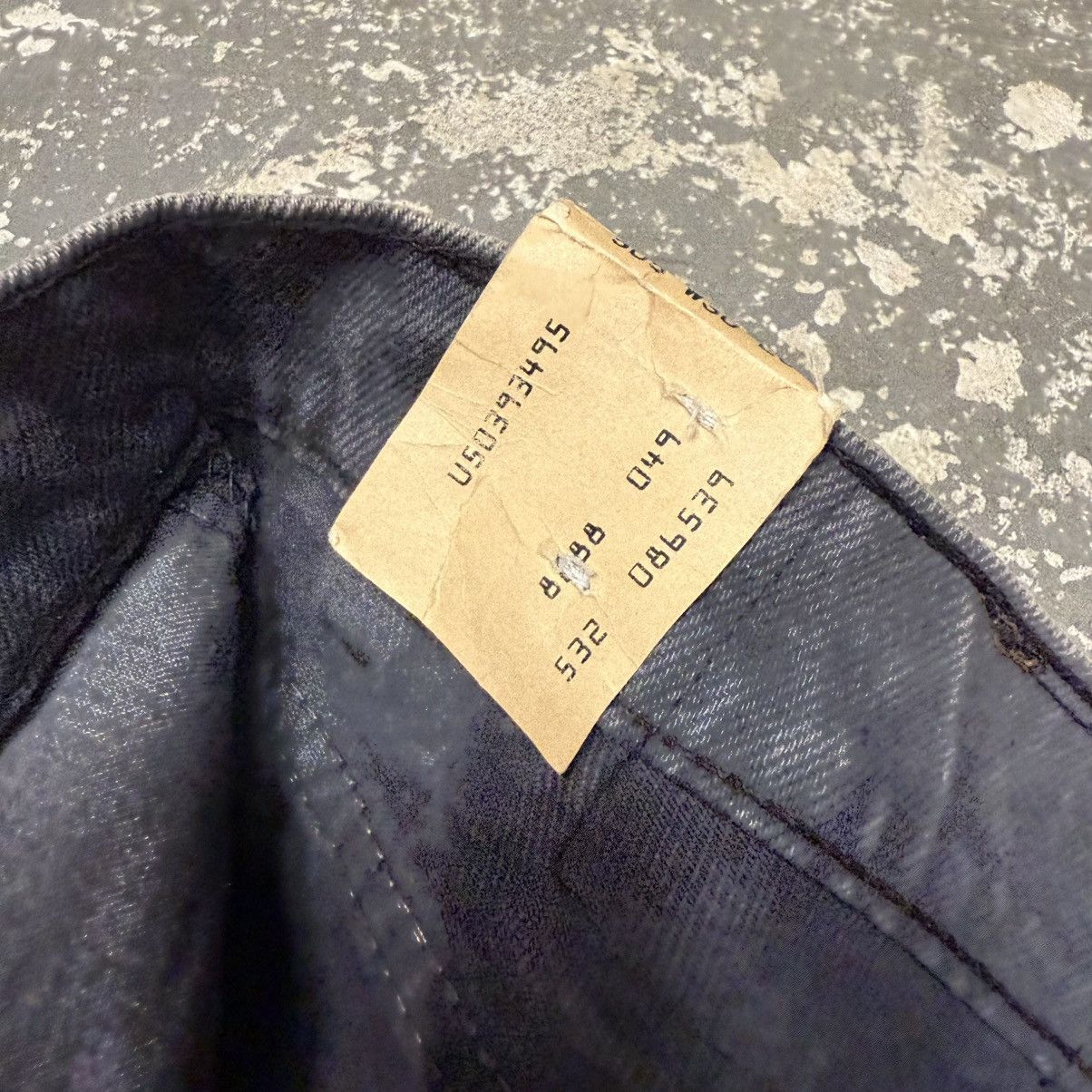 Levi's Vintage Levi’s 505 Black/Grey Denim Jeans USA NWT 90s Size US 29 - 9 Thumbnail