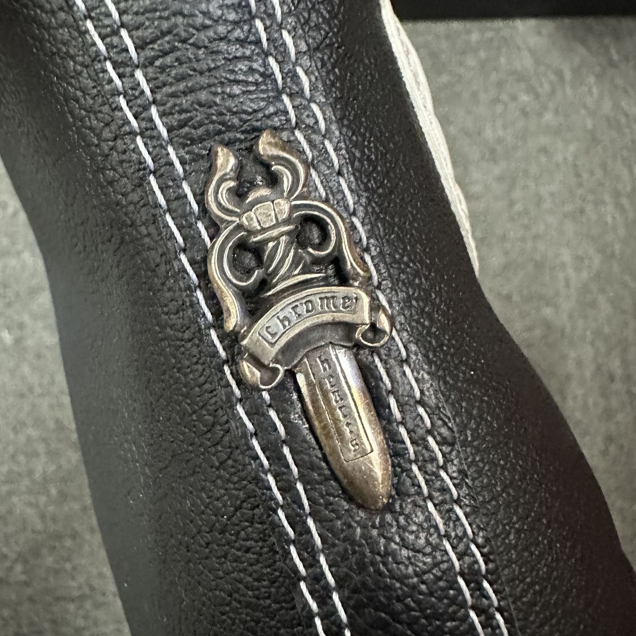 Chrome Hearts Chrome Hearts Converse Silver Sword Leather High-Top Sneaker Size US 11 / EU 44 - 8 Thumbnail