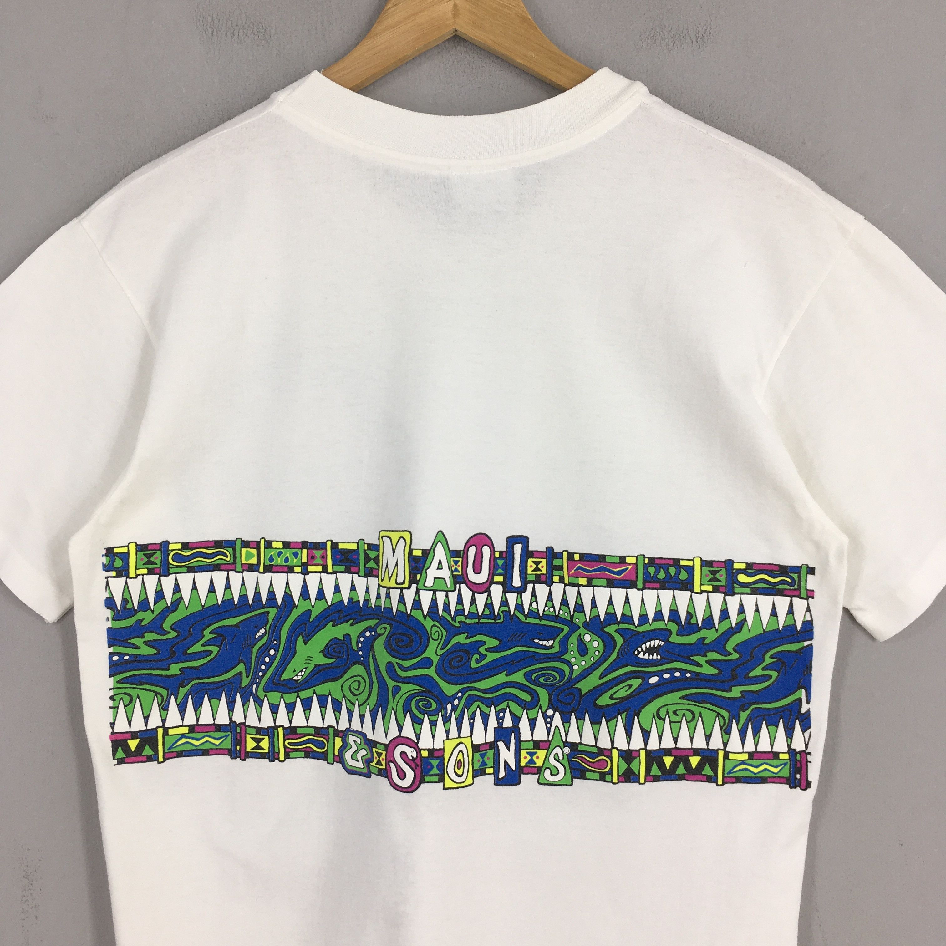 Maui and Sons × Vintage 90's Maui & Sons Sharks Royal Champion Surfing T shirt Large Size US L / EU 52-54 / 3 - 8 Thumbnail