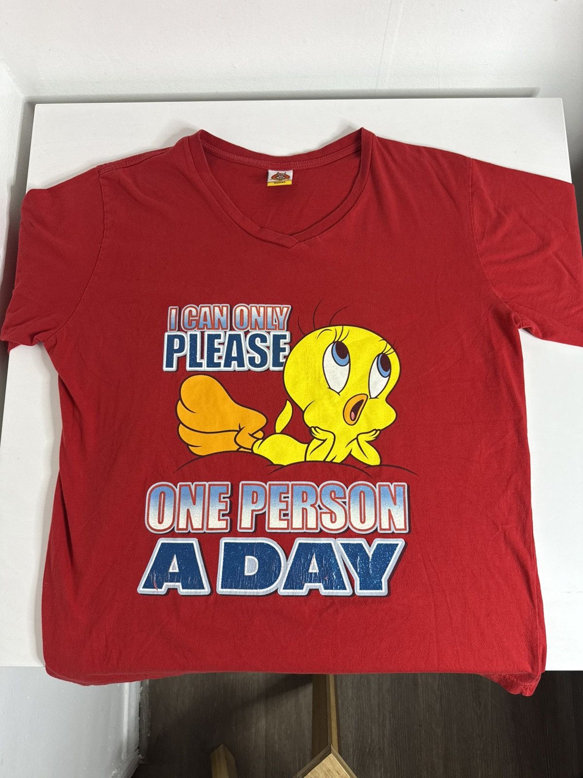 Vintage VINTAGE Women’s Looney Tunes Tweety Tee "Red" (XL) PREOWNED Size US XL / EU 56 / 4 - 3 Thumbnail