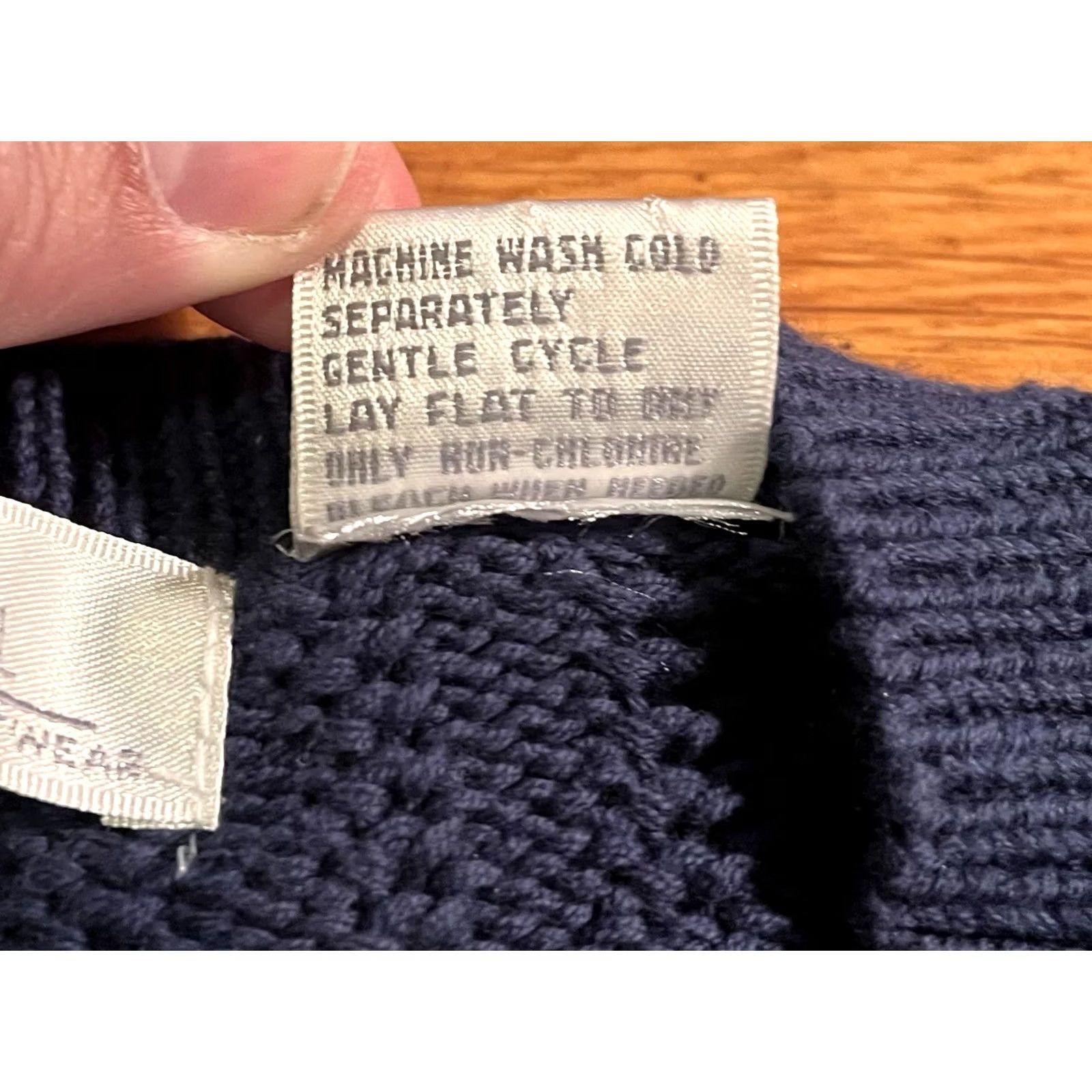 Vintage VINTAGE Brian MacNeil Sweater Vest Men’s XL Blue Ribbed Sleeve? (Note: This line seems incomplete and includes a question mark.) Size US XL / EU 56 / 4 - 6 Thumbnail