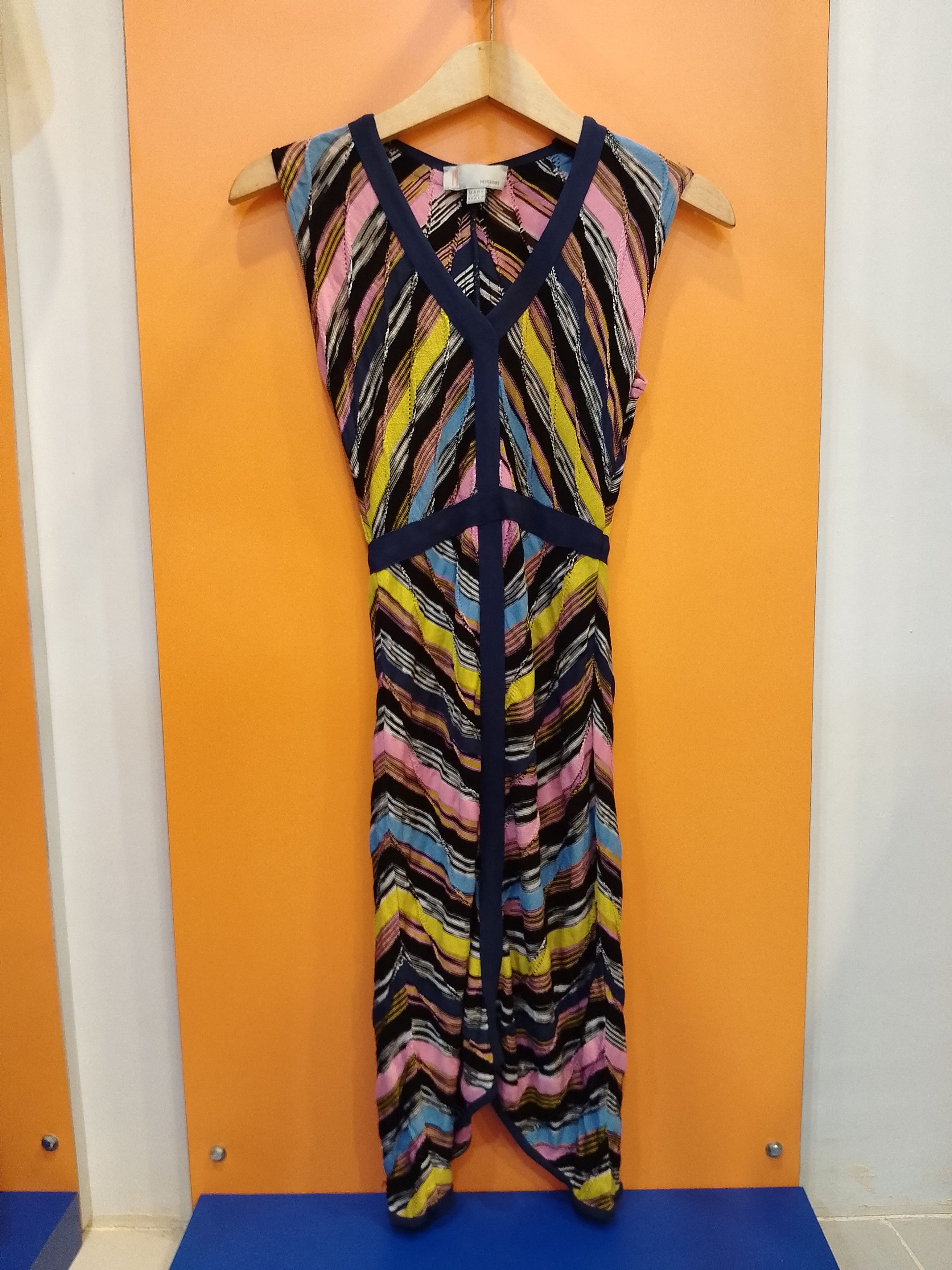 Missoni Vintage missoni viscose mini dress Size XS / US 0-2 / IT 36-38 - 1 Thumbnail