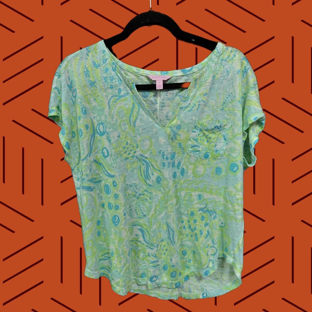 Lilly Pulitzer Lilly Pulitzer Green Graphic Print Linen V-Neck Shirt Women Size S Size S / US 4 / IT 40 - 1 Thumbnail