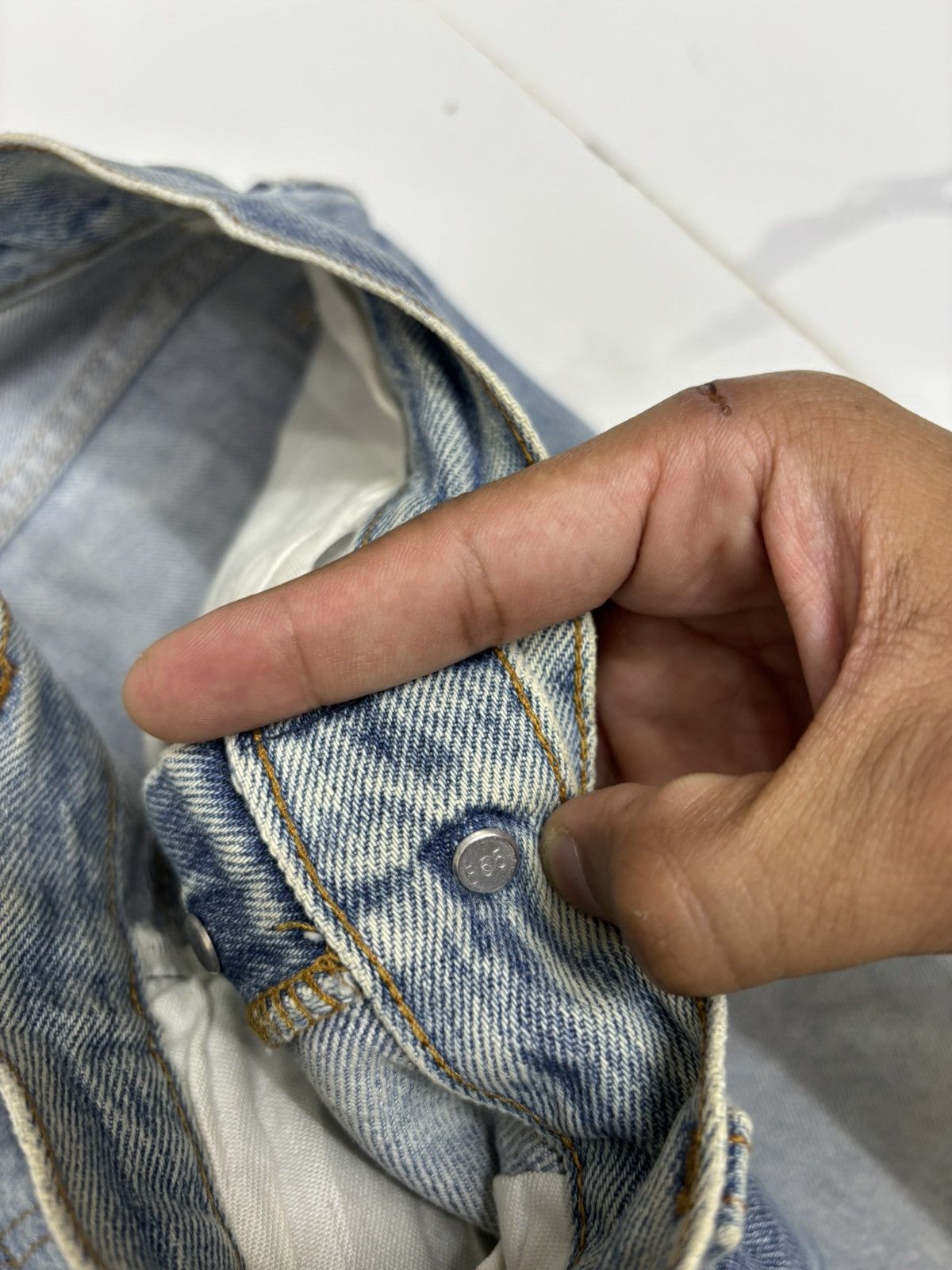 Levi's Vintage Levis 501 Made in USA button 555 Denim Jeans Size US 28 / EU 44 - 10 Thumbnail