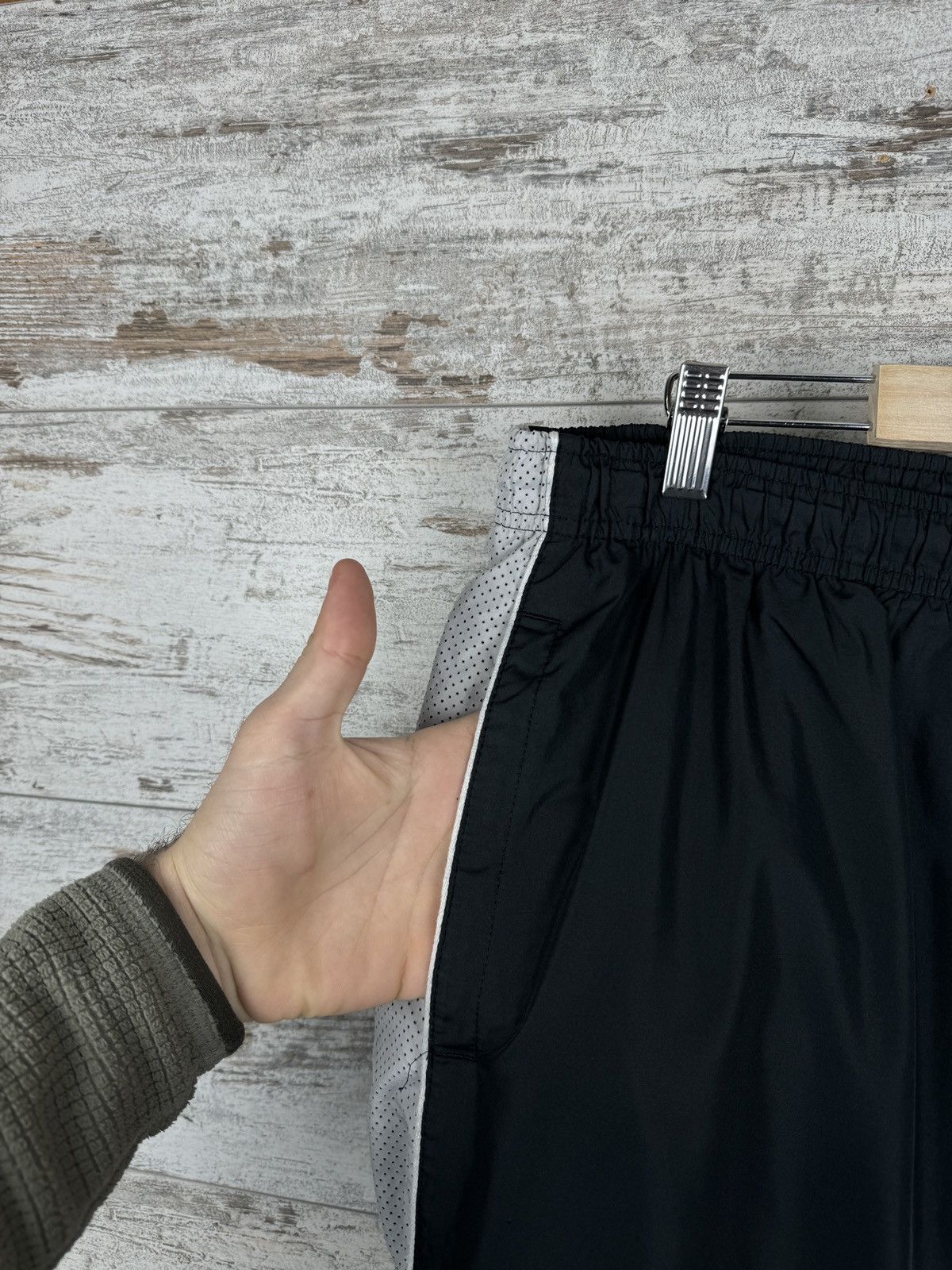 Nike × Vintage Mens Vintage Nike black drill pants sweatpants swoosh y2k Size US 36 / EU 52 - 6 Thumbnail