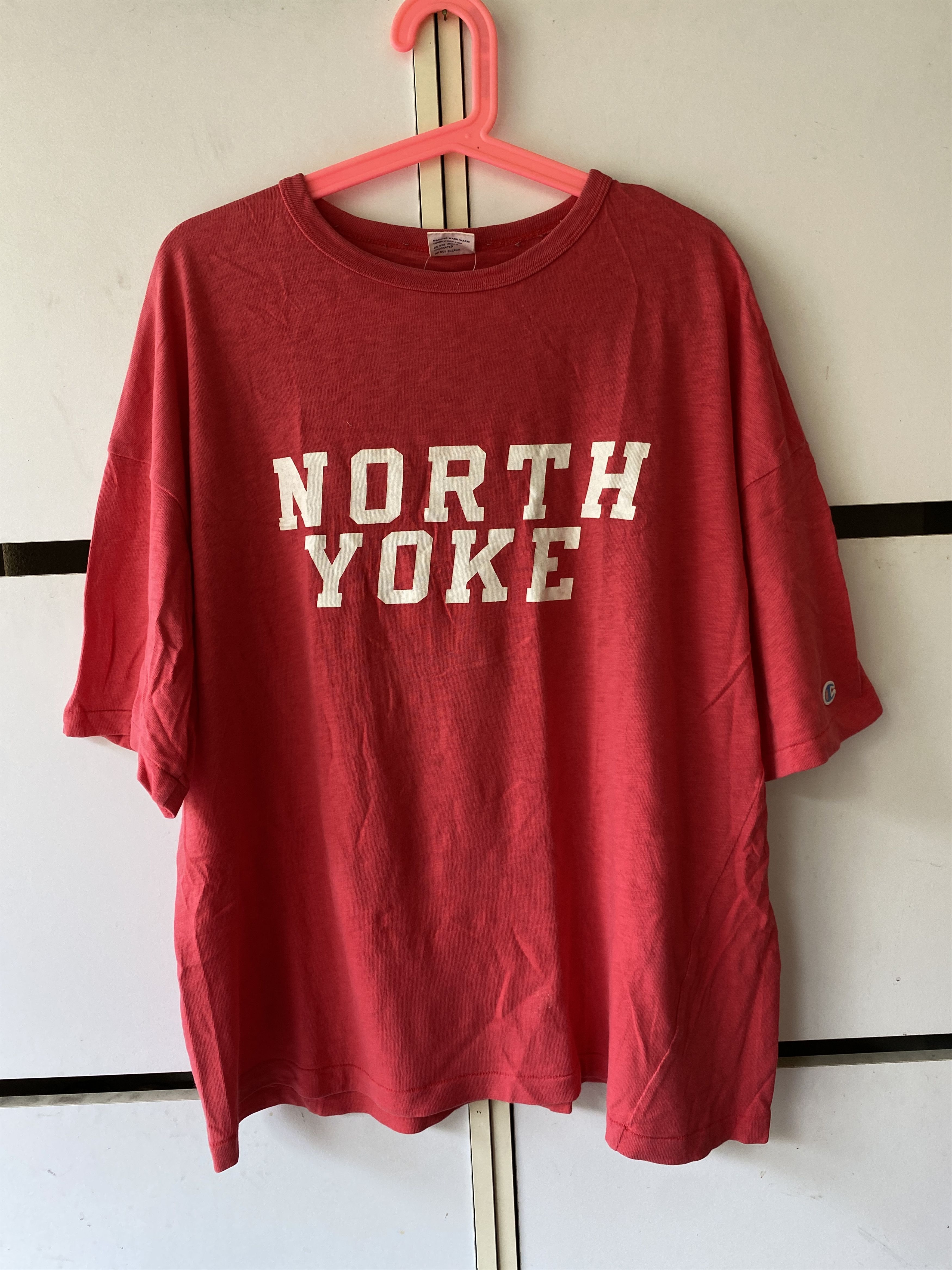 Champion × Vintage Y2K NORTH YOKE X CHAMPION RUNNING MAN T SHIRT Size US M / EU 48-50 / 2 - 1 Thumbnail