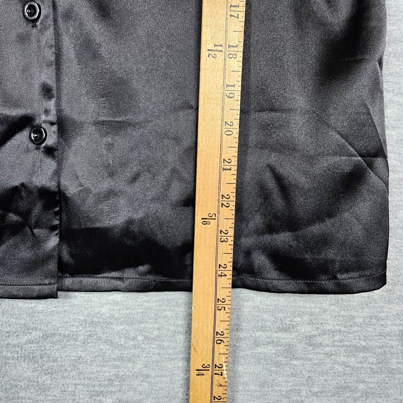 Vintage Ekouaer Women's Black Button Up Short Sleeve Satin Pajama Set Size M New Size 32" / US 10 / IT 46 - 5 Thumbnail