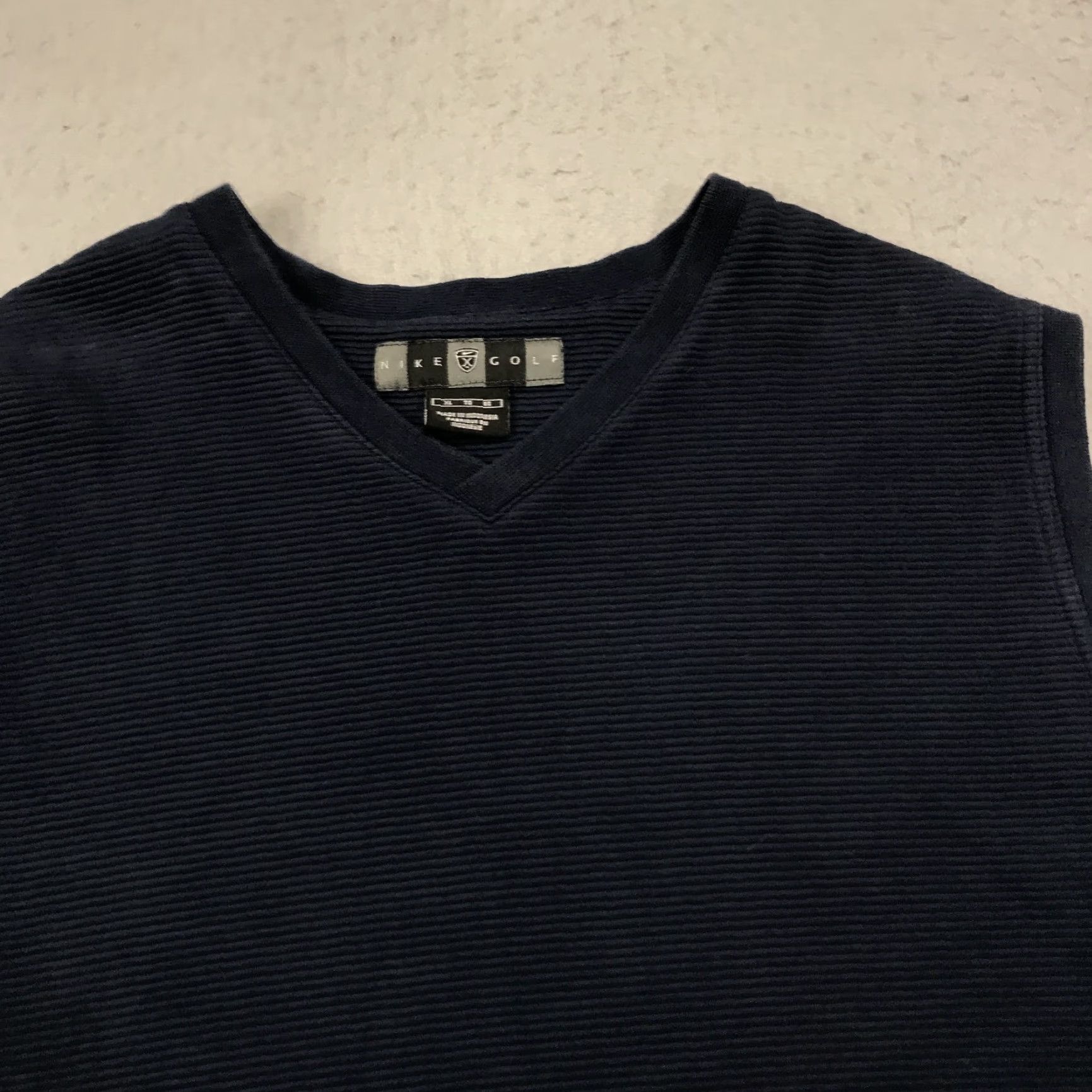 Nike VINTAGE Nike Golf Vest Mens XL Navy Blue Ribbed Cotton Blend Tiger Woods 90s Size US XL / EU 56 / 4 - 2 Thumbnail