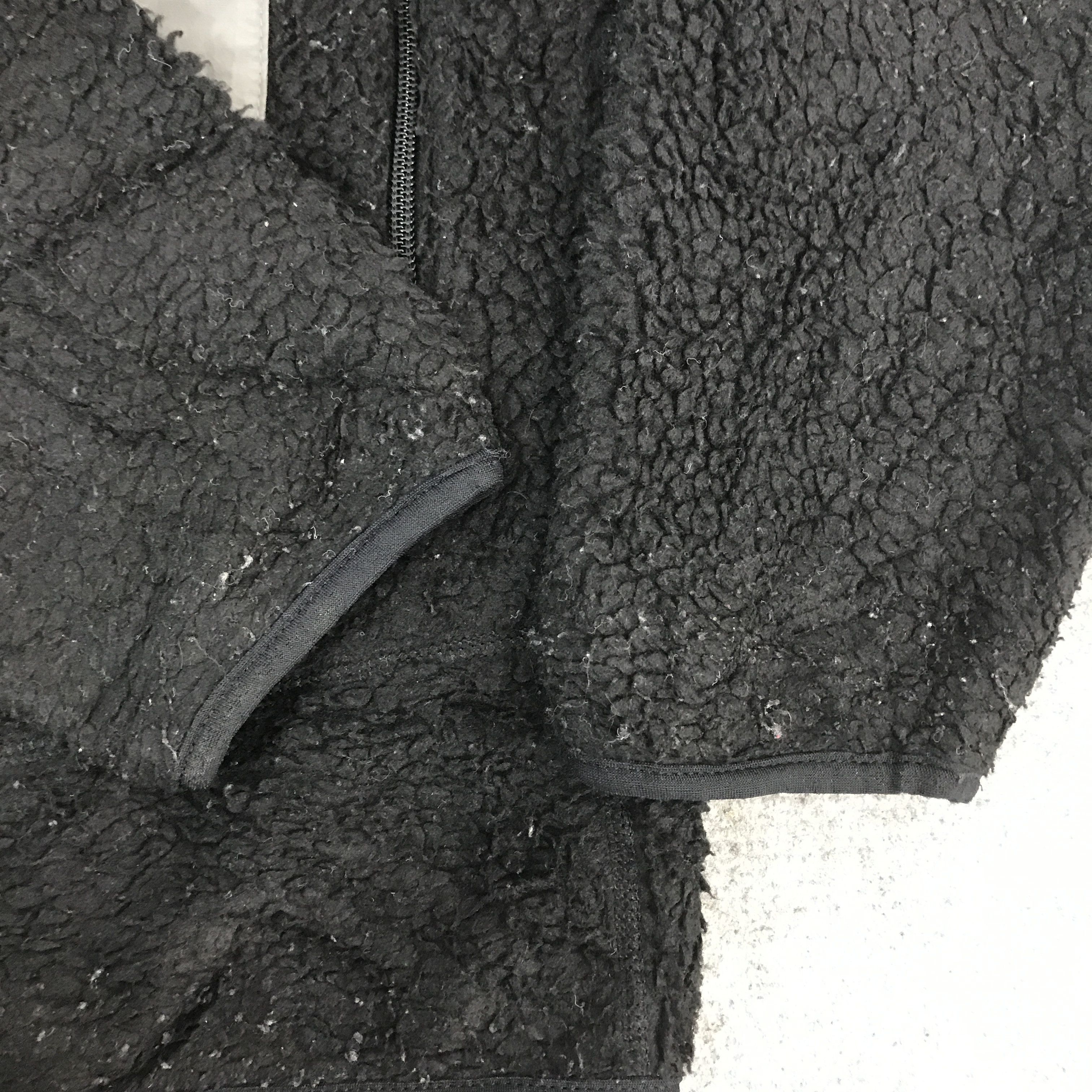 Patagonia Vtg patagonia black Fleece jacket Size US XS / EU 42 / 0 - 7 Thumbnail