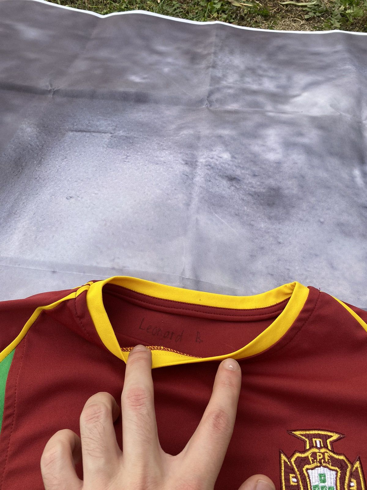Vintage Vintage Portugal 2002-04 Home Football Soccer Jersey Figo #7 Size US M / EU 48-50 / 2 - 15 Thumbnail