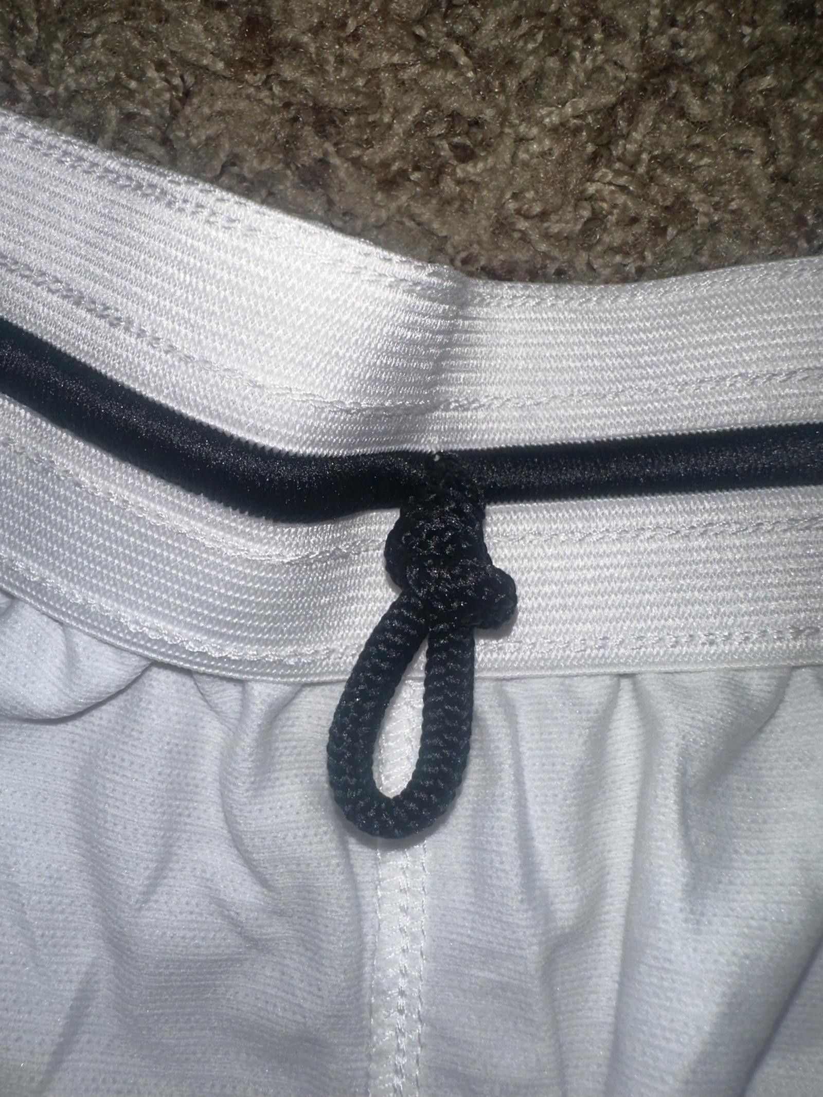 Nike Nike Men’s Elite Basketball Athletic Mesh Shorts 2015 Size US 34 / EU 50 - 7 Thumbnail