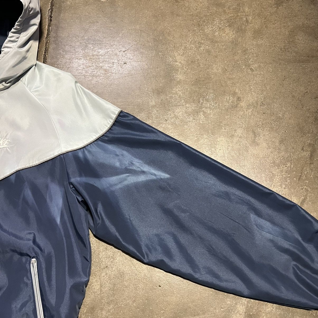 Nike Vintage 80s Nike Windbreaker Track Jacket Lightweight Logo Size US L / EU 52-54 / 3 - 3 Thumbnail