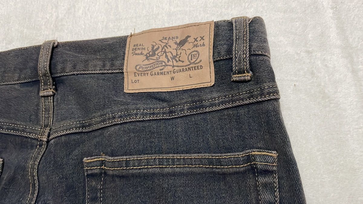 Japanese Brand Vintage Japanese Brand Boot Cut Mudwash Dark Jeans Size US 32 / EU 48 - 14 Thumbnail