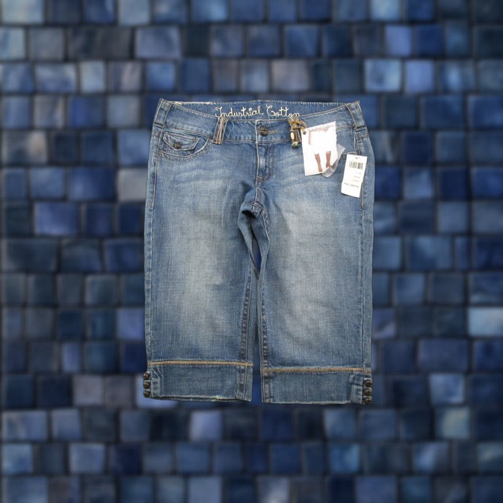 Vintage Vintage Capri Denim Crop Jeans Size 13 NEW Cotton Spandex Blue 5-Pocket Capris Women-Stright Fit Cro p Style Casual Pants Girls/Mens Size 34" / US 12 / IT 48 - 1 Thumbnail