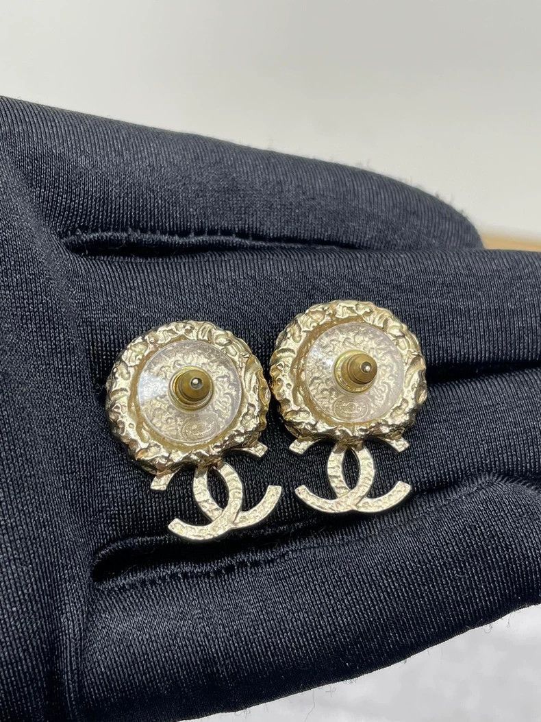 Chanel Chanel Pearl CC Logo Earrings Size ONE SIZE - 6 Thumbnail