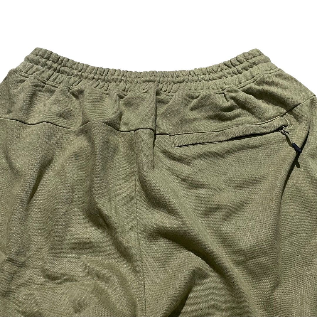 Nike Nike big swoosh light olive jogger longpant Size US 36 / EU 52 - 4 Thumbnail