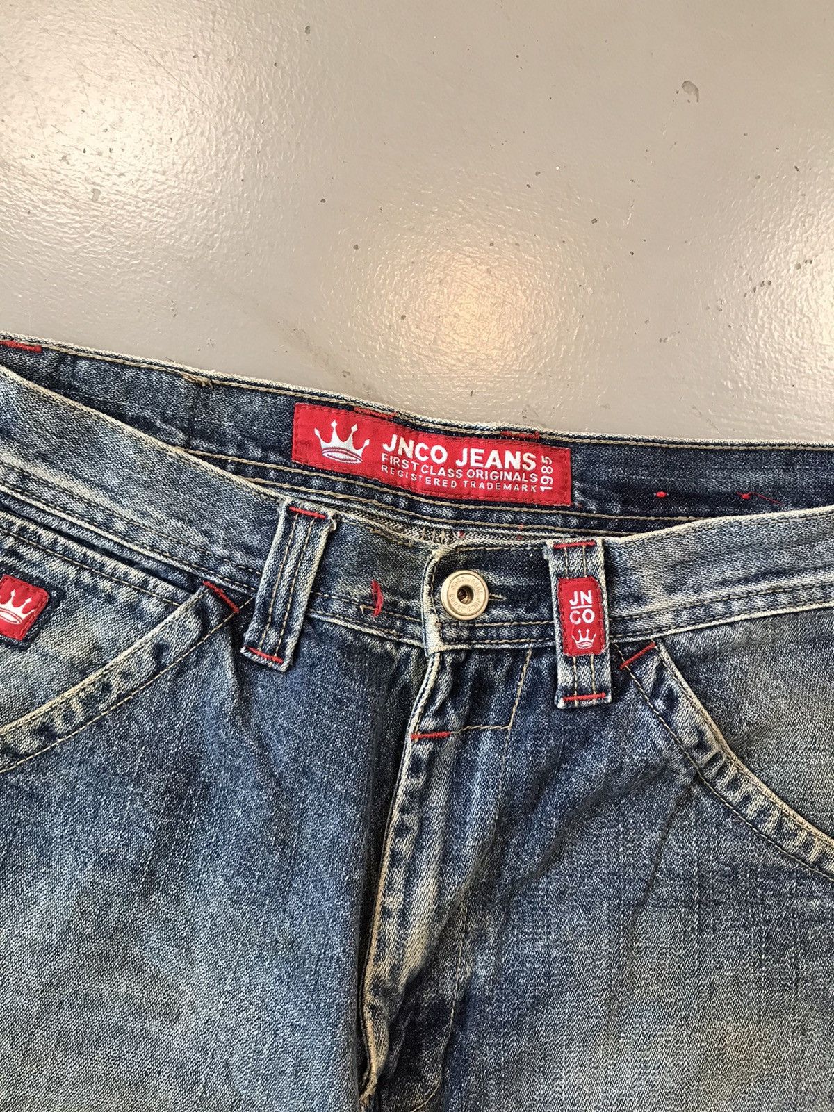 JNCO × Southpole Vintage Jnco crown 👑 embroidered carpenter short Size US 29 - 3 Thumbnail