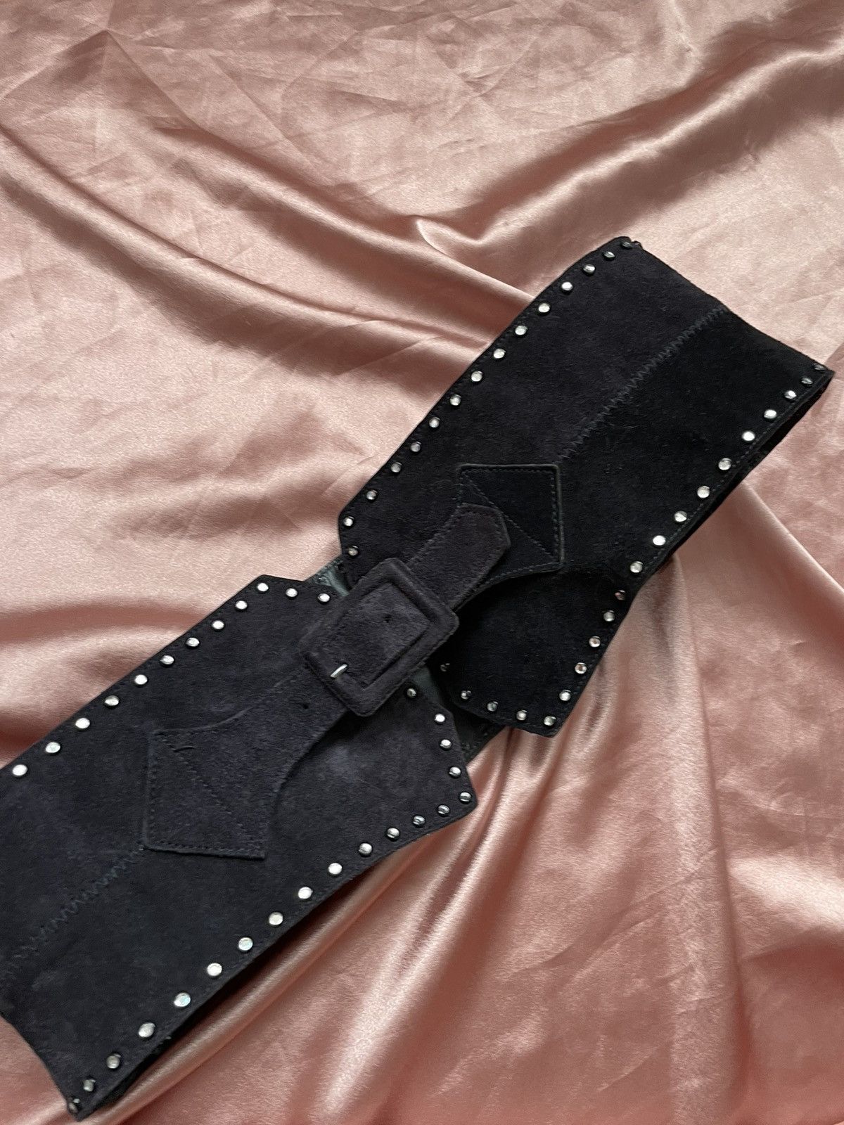 Yves Saint Laurent 1980’s Yves Saint Laurent belt Size ONE SIZE - 8 Thumbnail