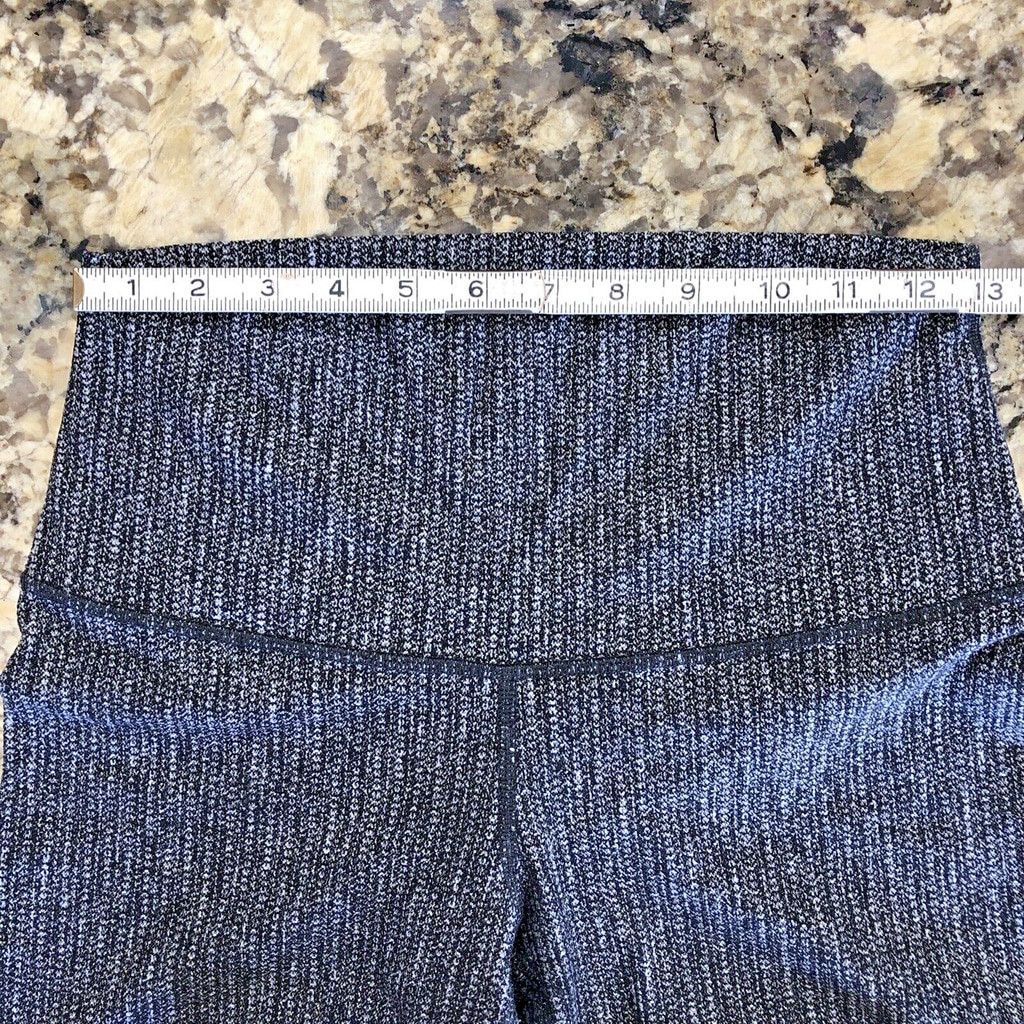 Lululemon Size 26 Lululemon Pants Work Out Yoga Gym Black White Size 26" / US 2 / IT 38 - 3 Thumbnail
