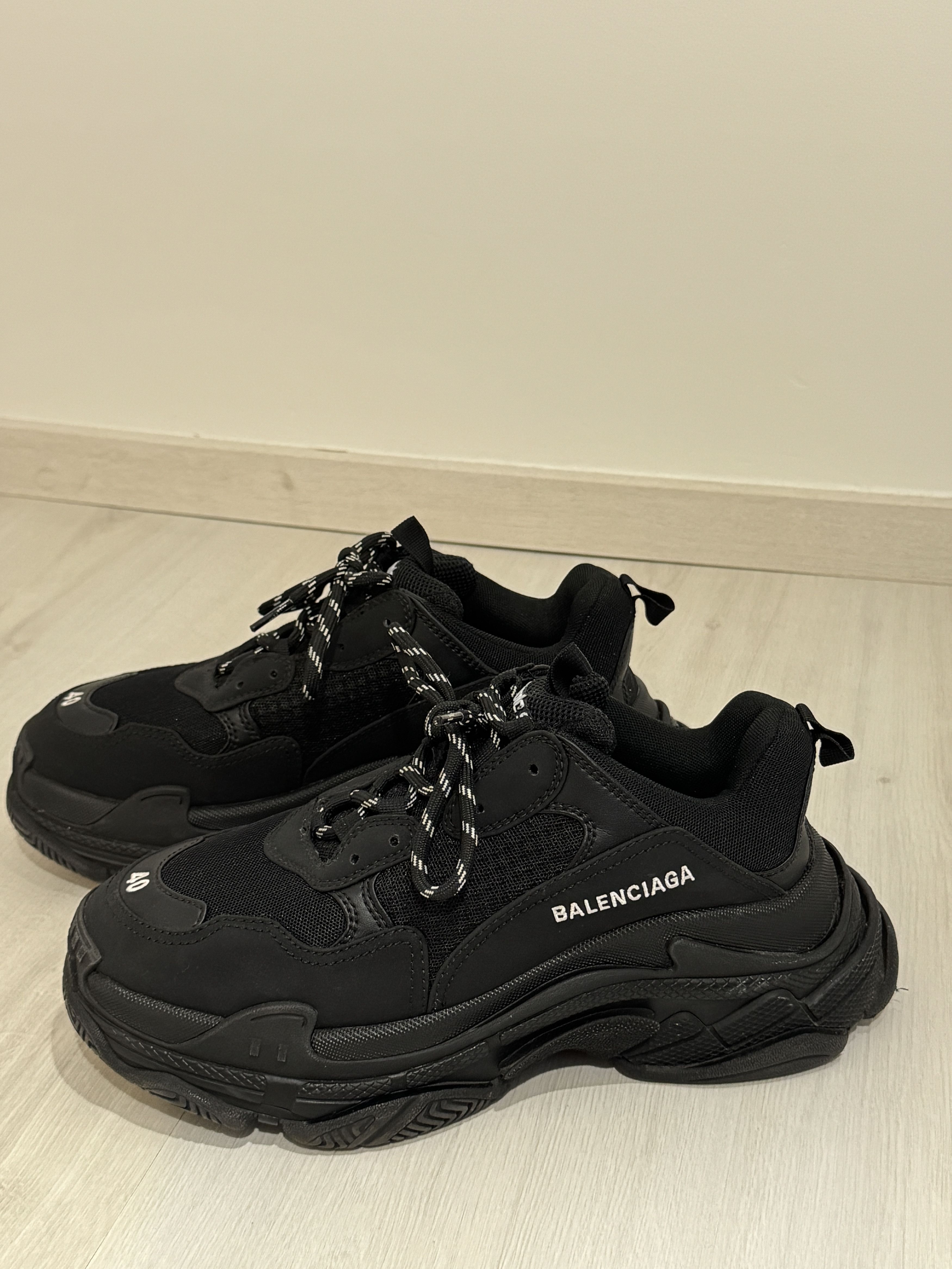 Balenciaga Balenciaga Triple S Triple Black Sneakers EU 40 Size US 10 / IT 40 - 7 Thumbnail