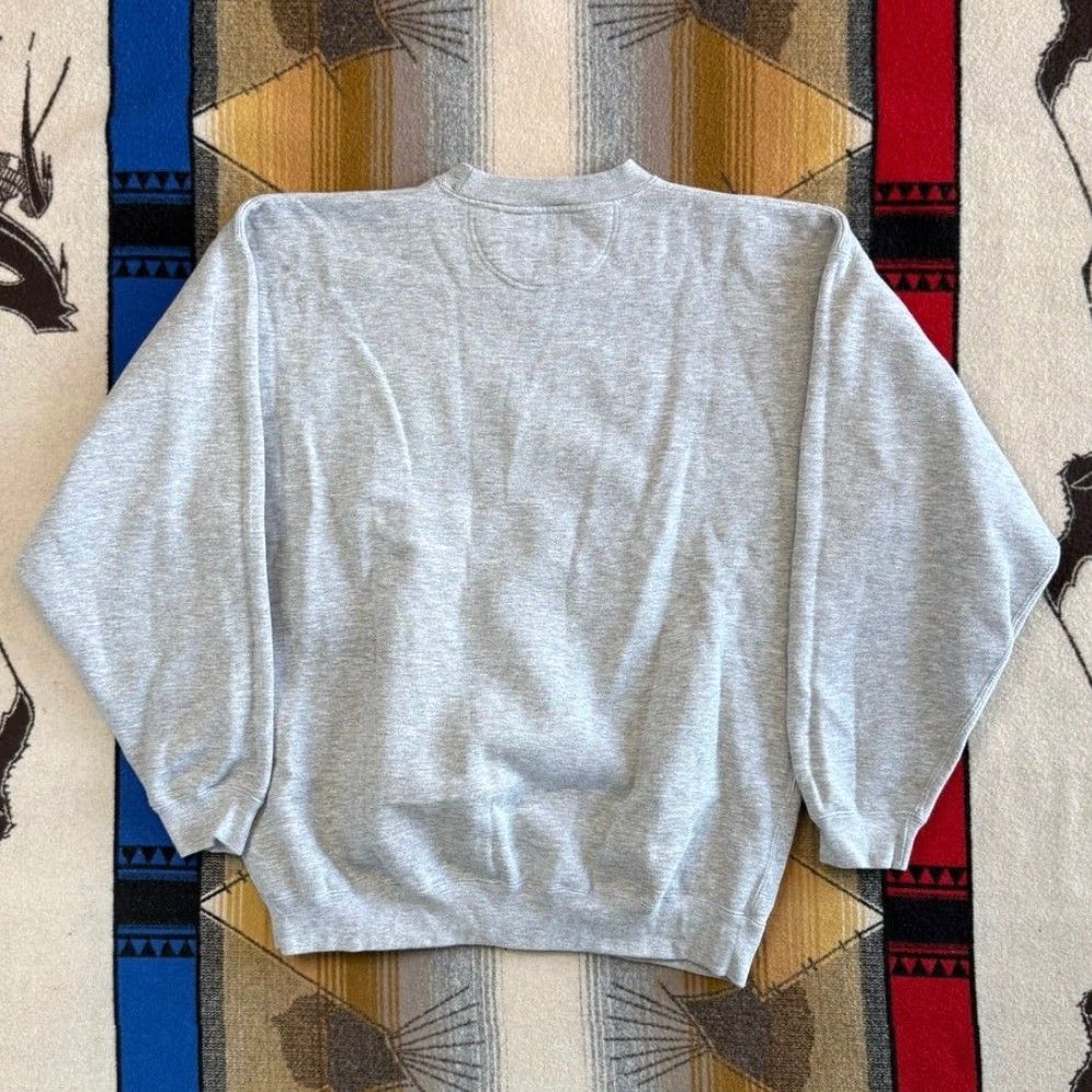 Vintage VINTAGE Minnesota Golden Gophers Embroidered Crewneck Sweatshirt XL Men Cadre Gray Crew Neck 90s College Sports Pullover Sweatshirt Size US XL / EU 56 / 4 - 4 Thumbnail